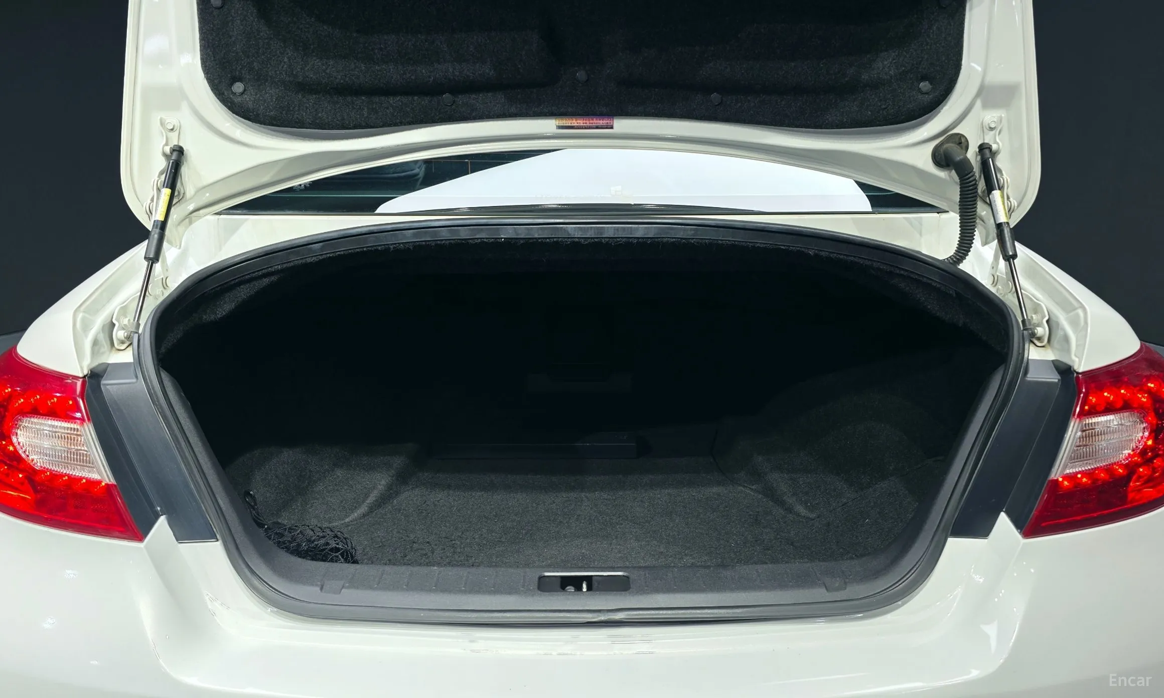 Infiniti M37 превью 19