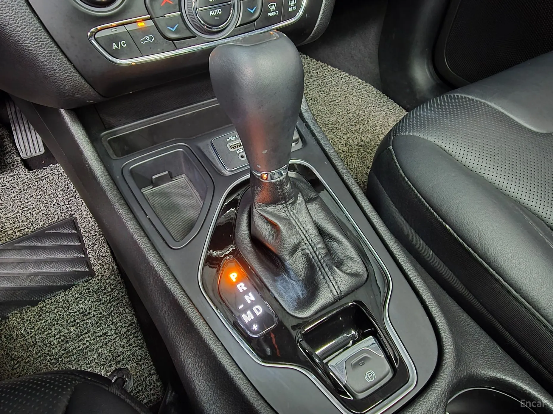 Jeep Cherokee (KL) превью 16