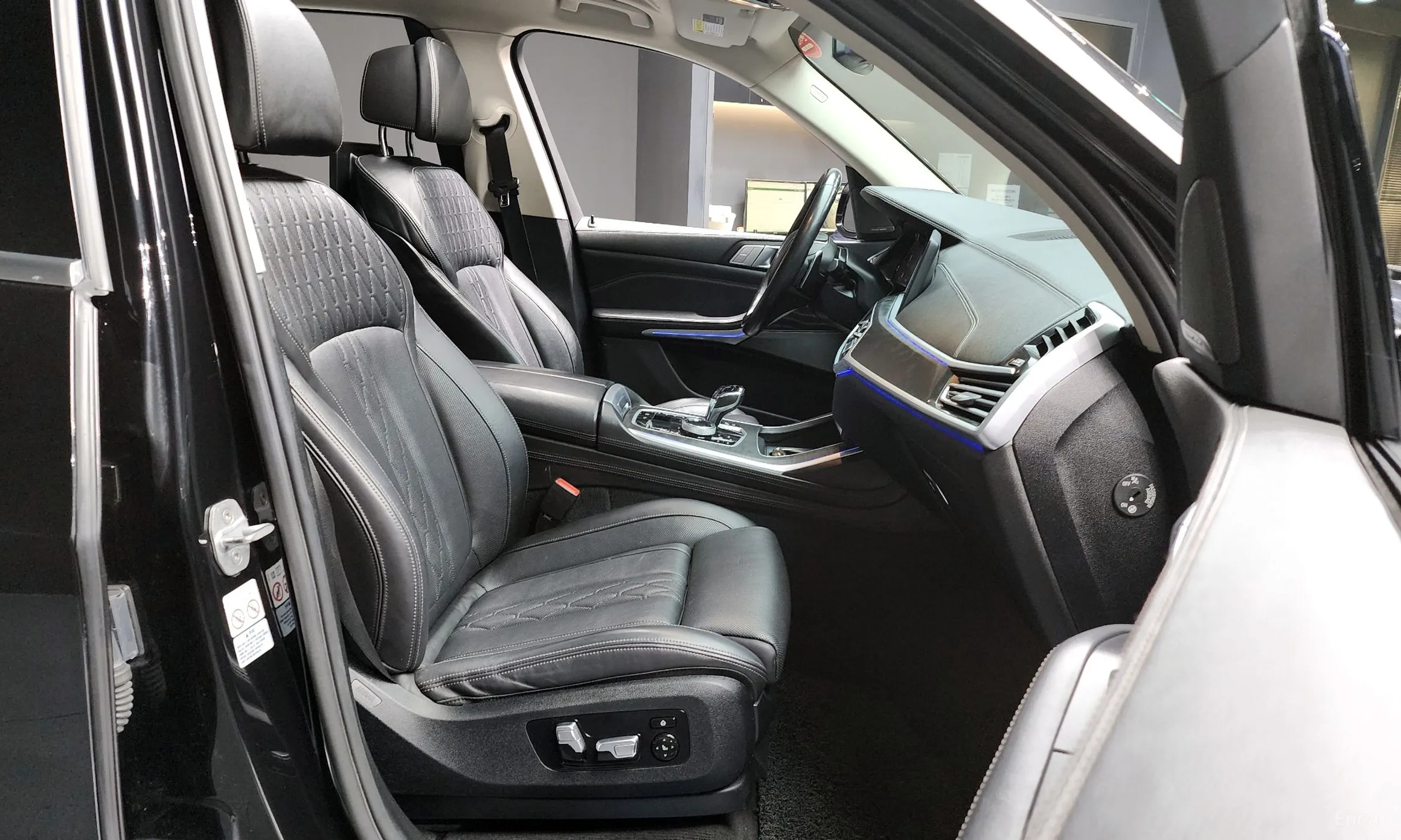 BMW X7 (G07) превью 11