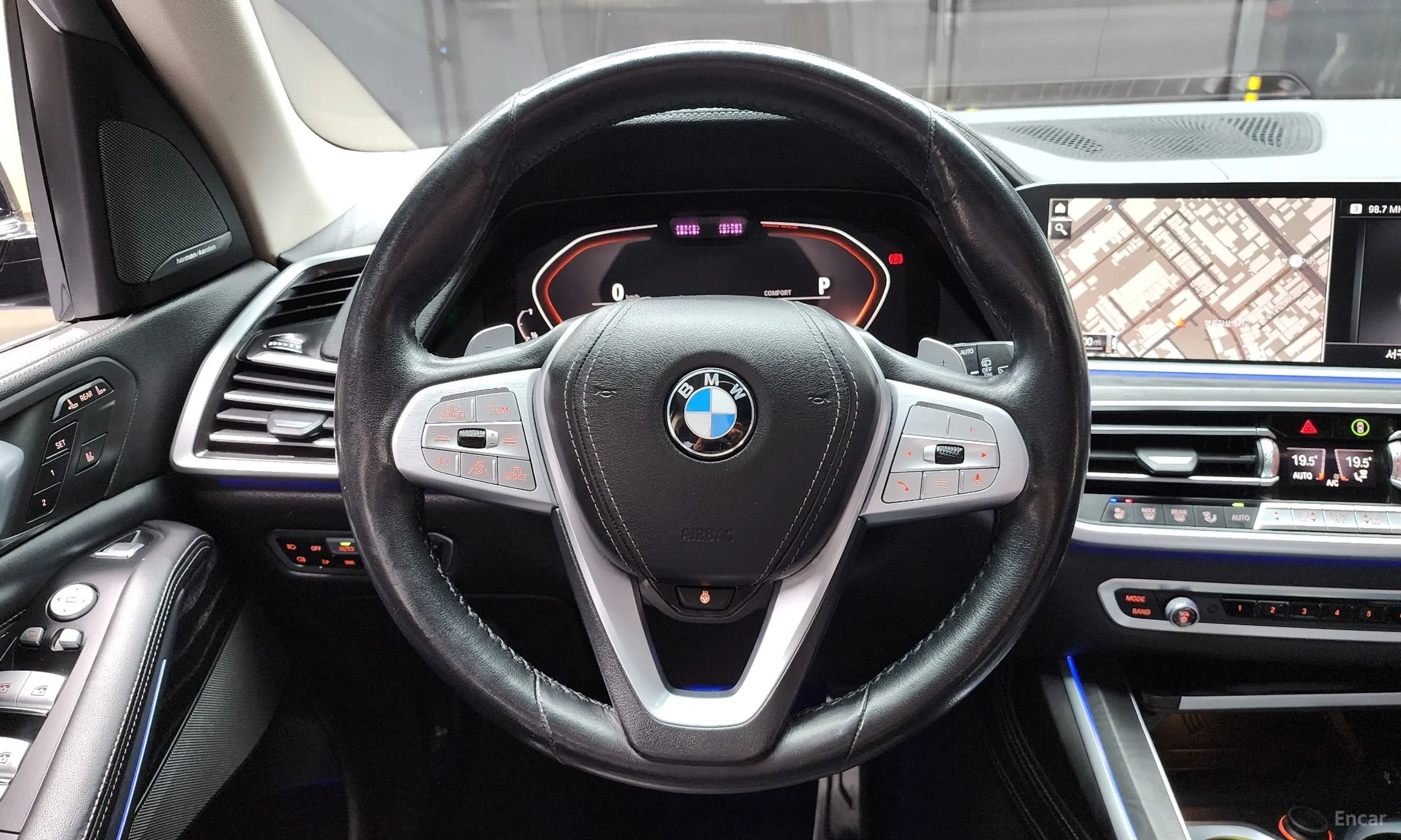 BMW X7 (G07) превью 13