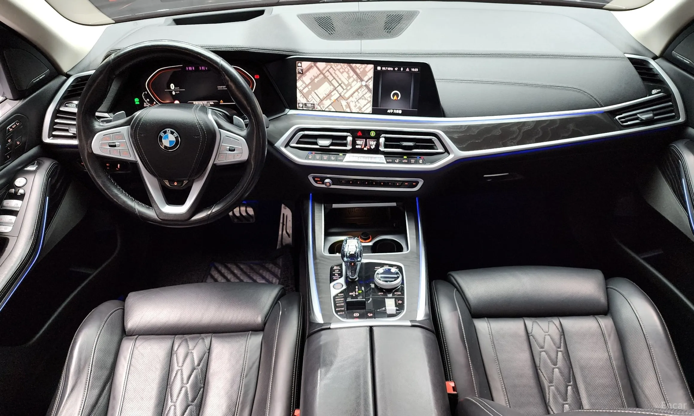 BMW X7 (G07) превью 7