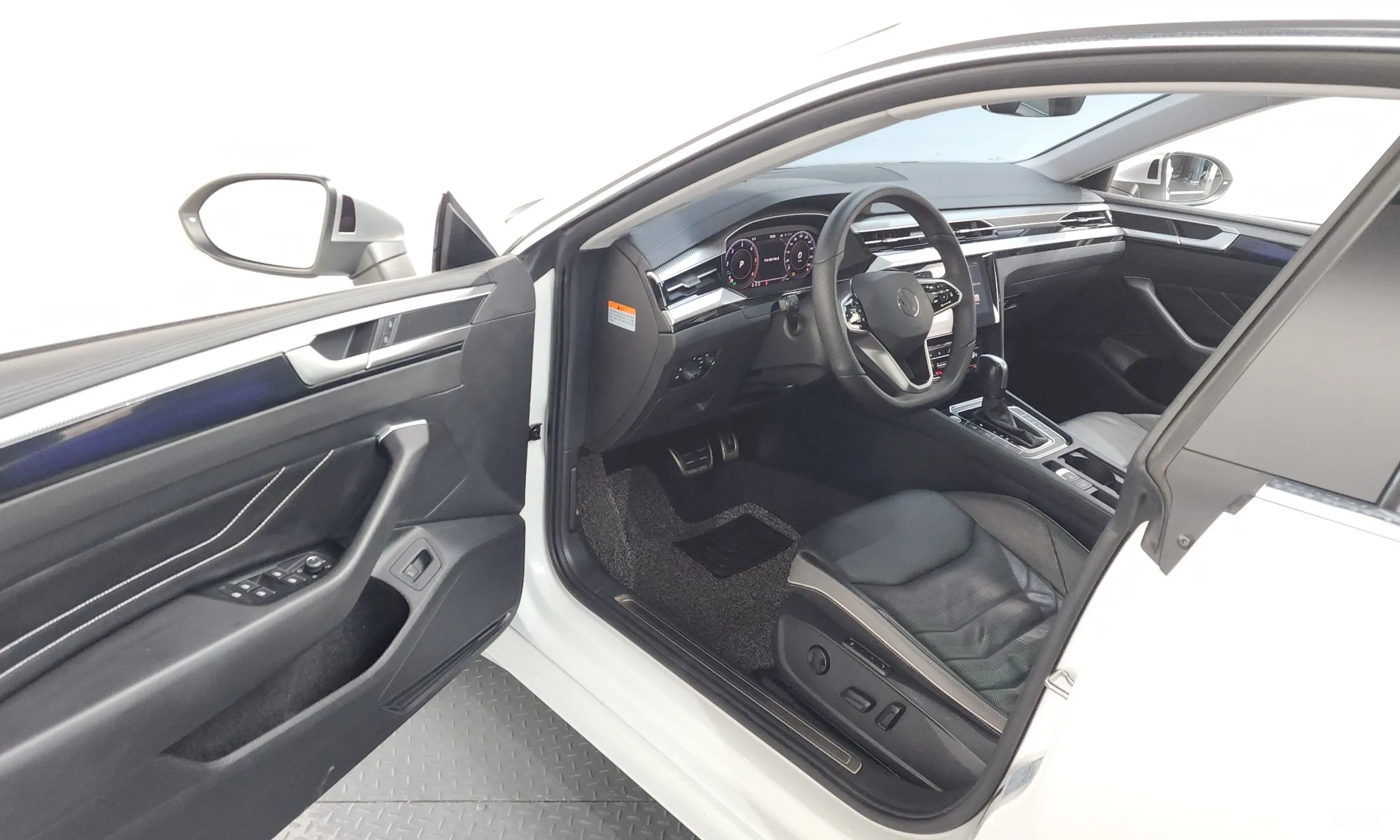 Volkswagen Ateon превью 10