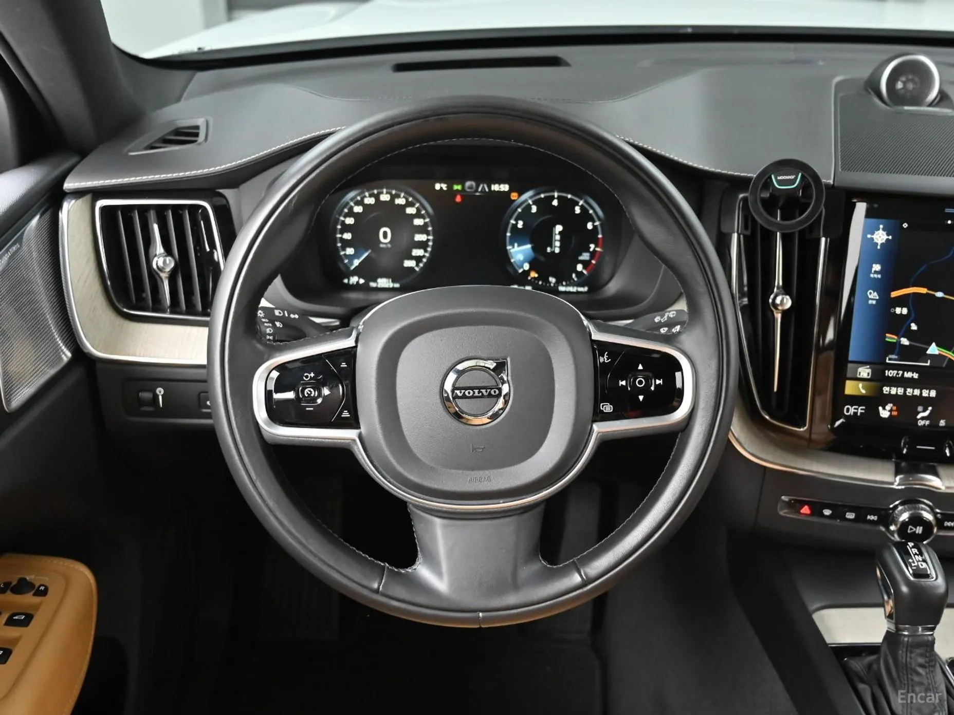 Volvo XC60 Gen 2 превью 13