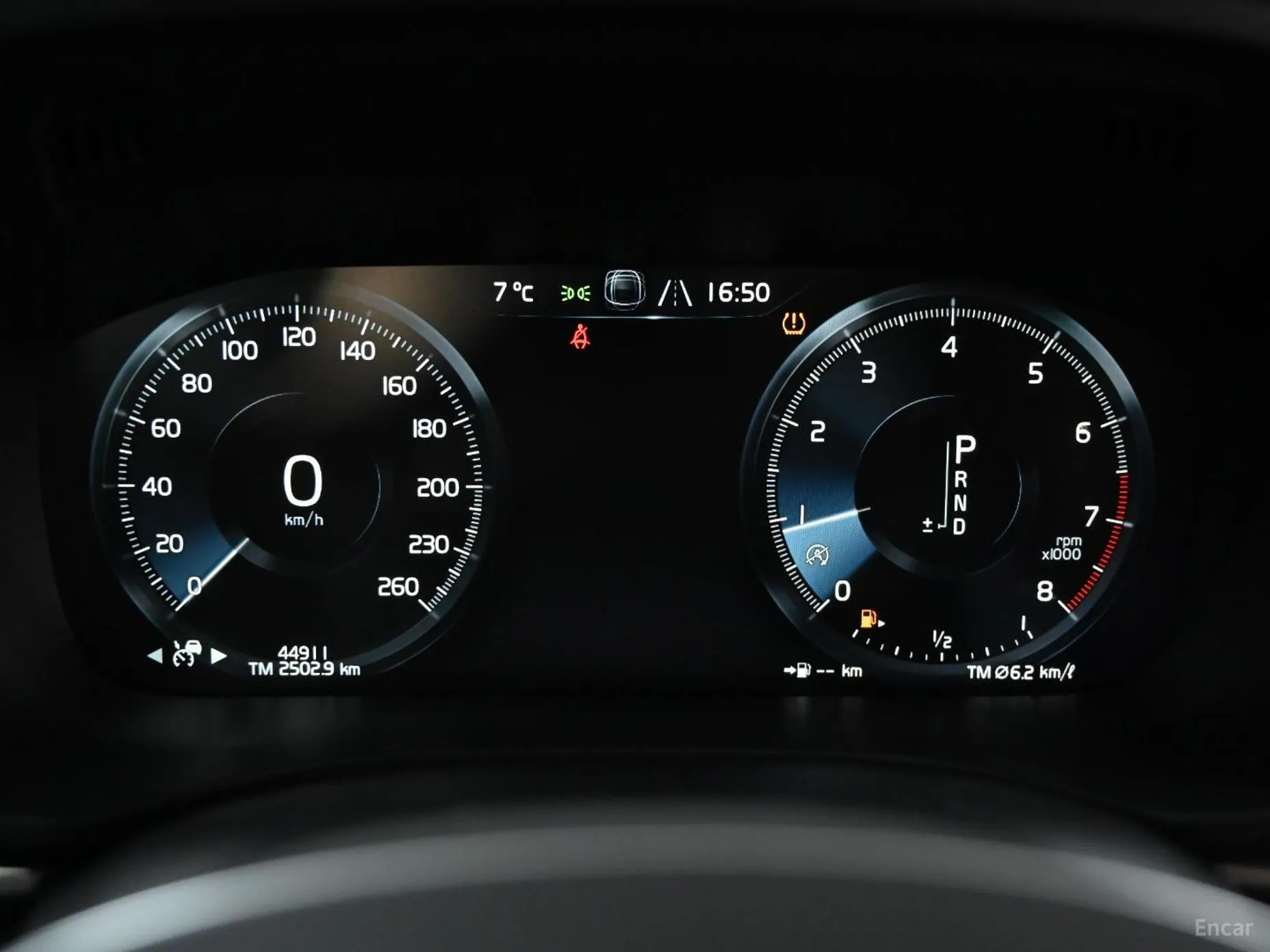 Volvo XC60 Gen 2 превью 8