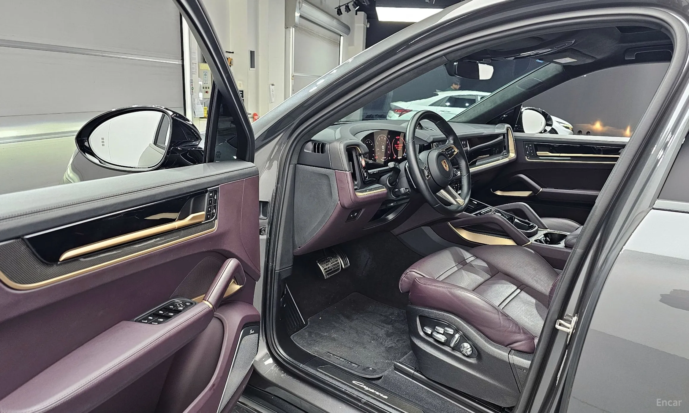 Porsche Cayenne (PO536) превью 10