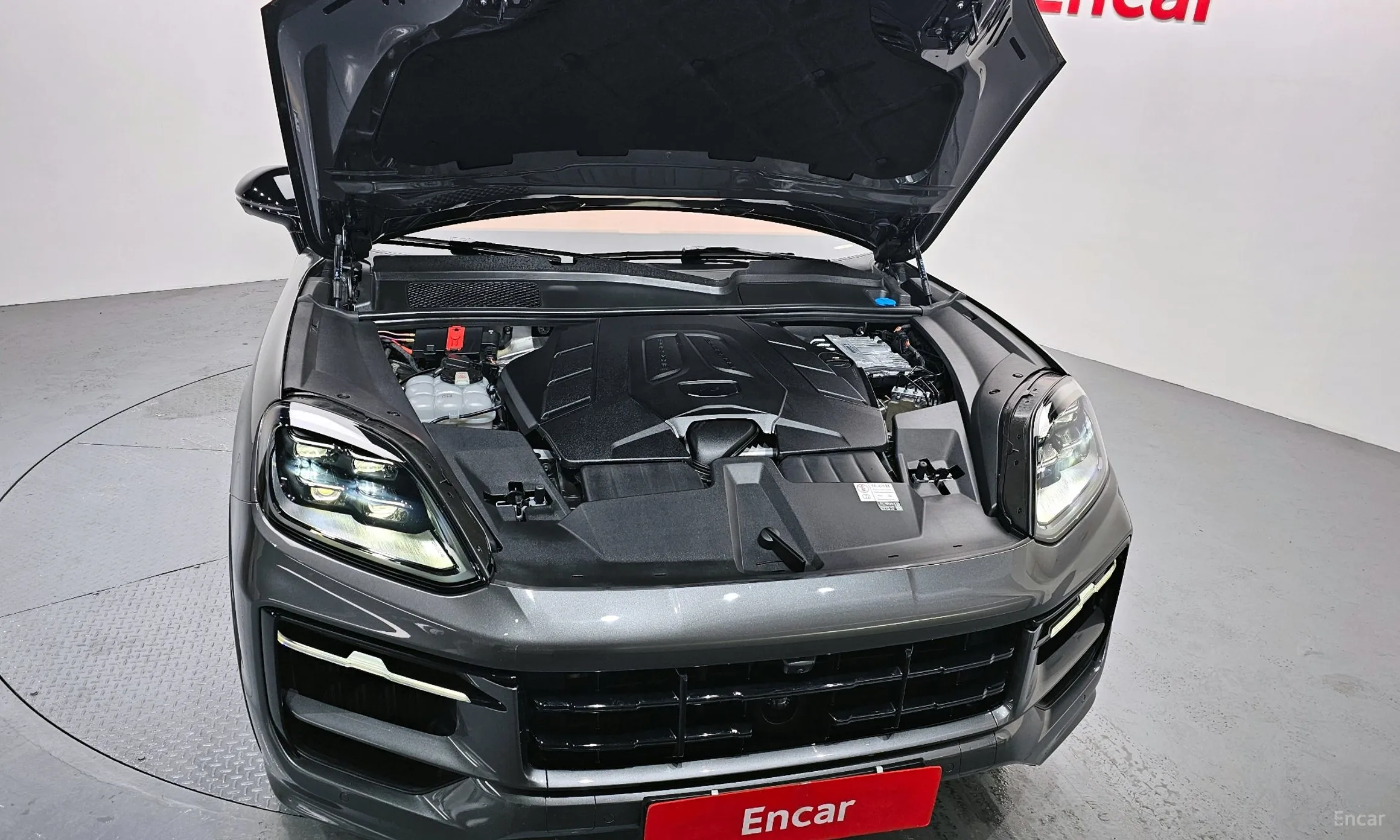 Porsche Cayenne (PO536) превью 6
