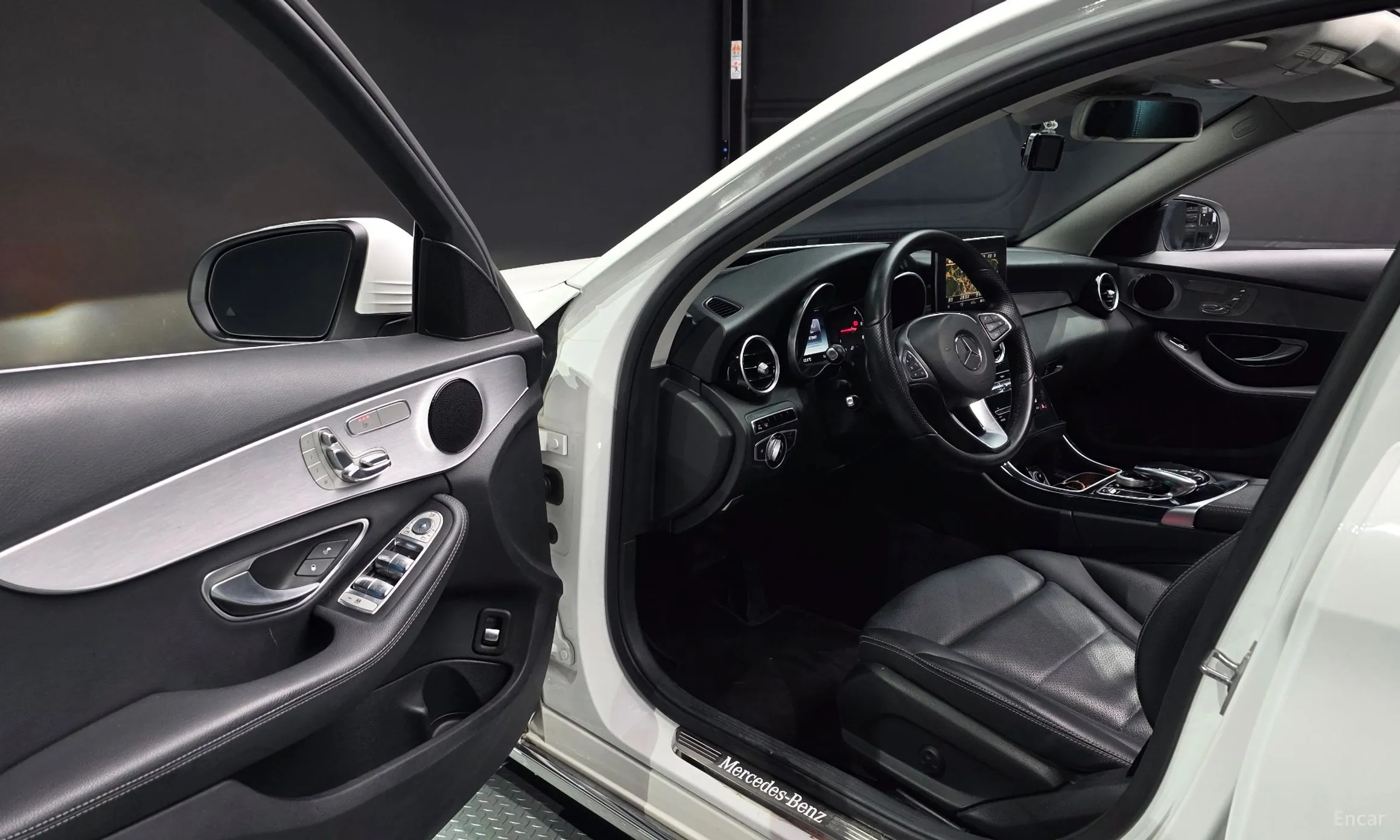 Mercedes Benz C-Class W205 превью 12