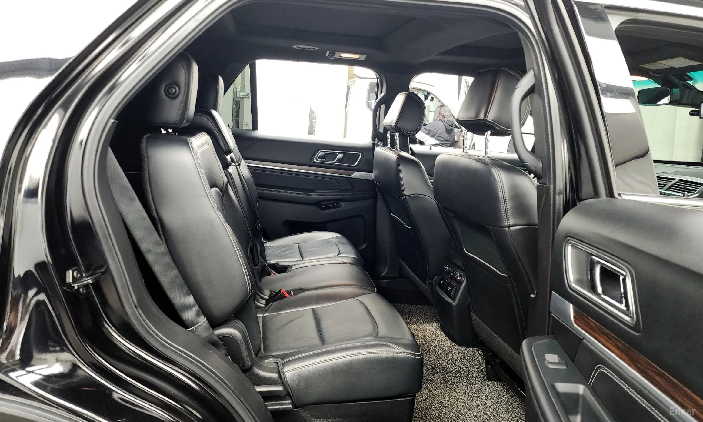 Ford Explorer превью 12
