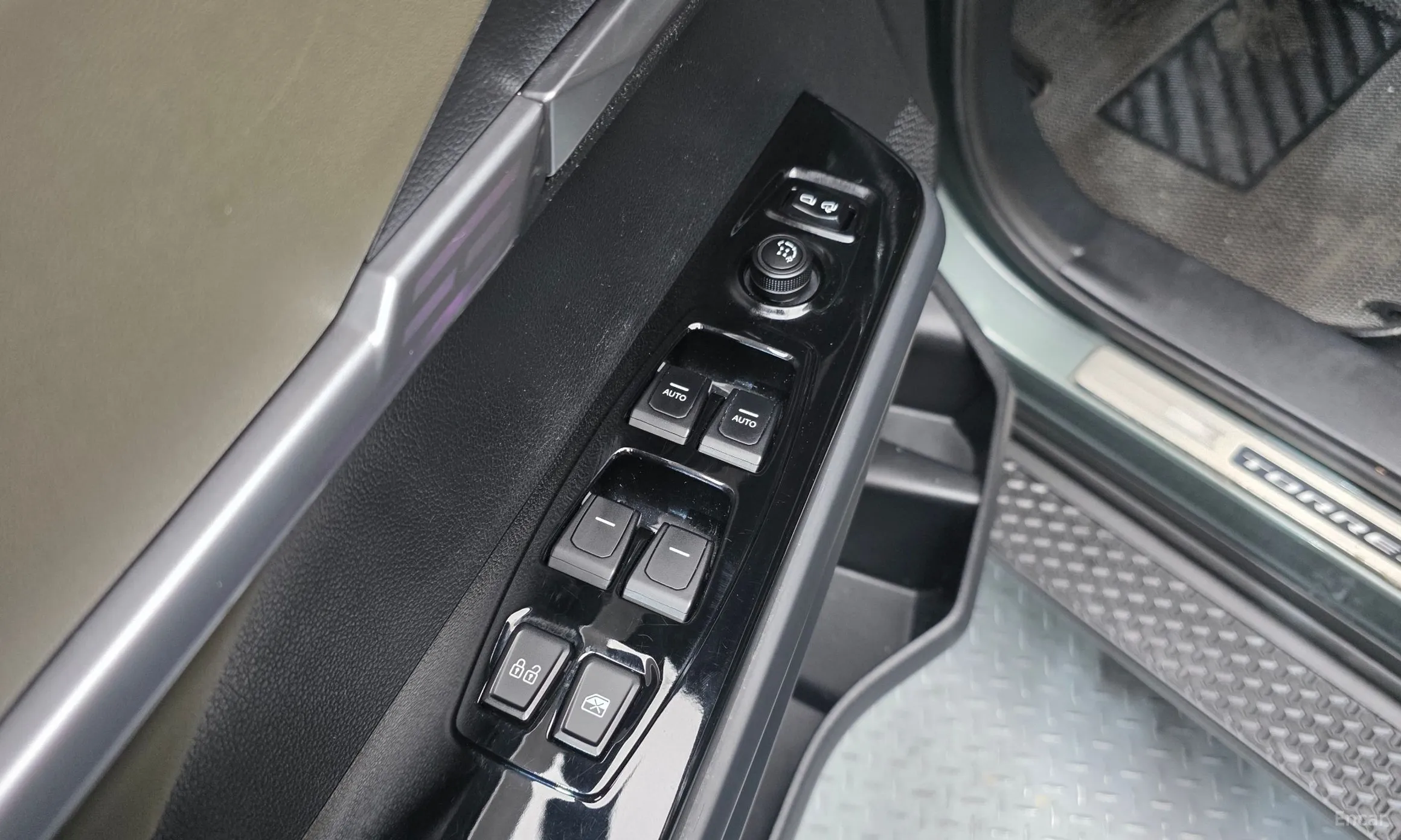 KG Mobility (SsangYong) Torres превью 14