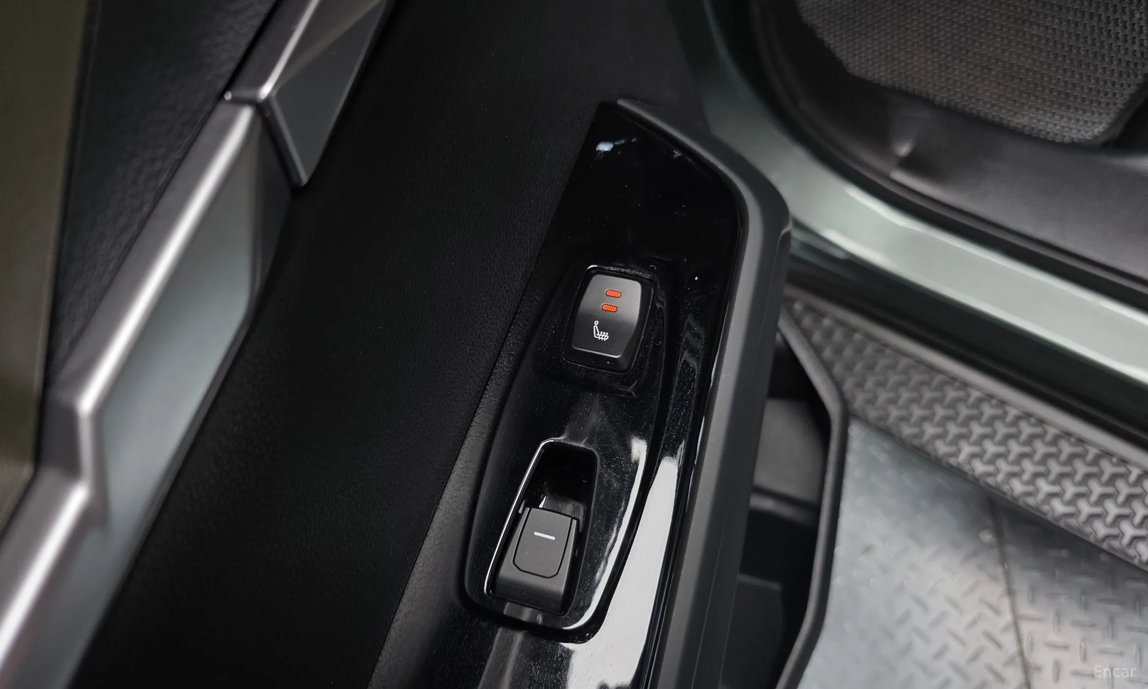KG Mobility (SsangYong) Torres превью 19