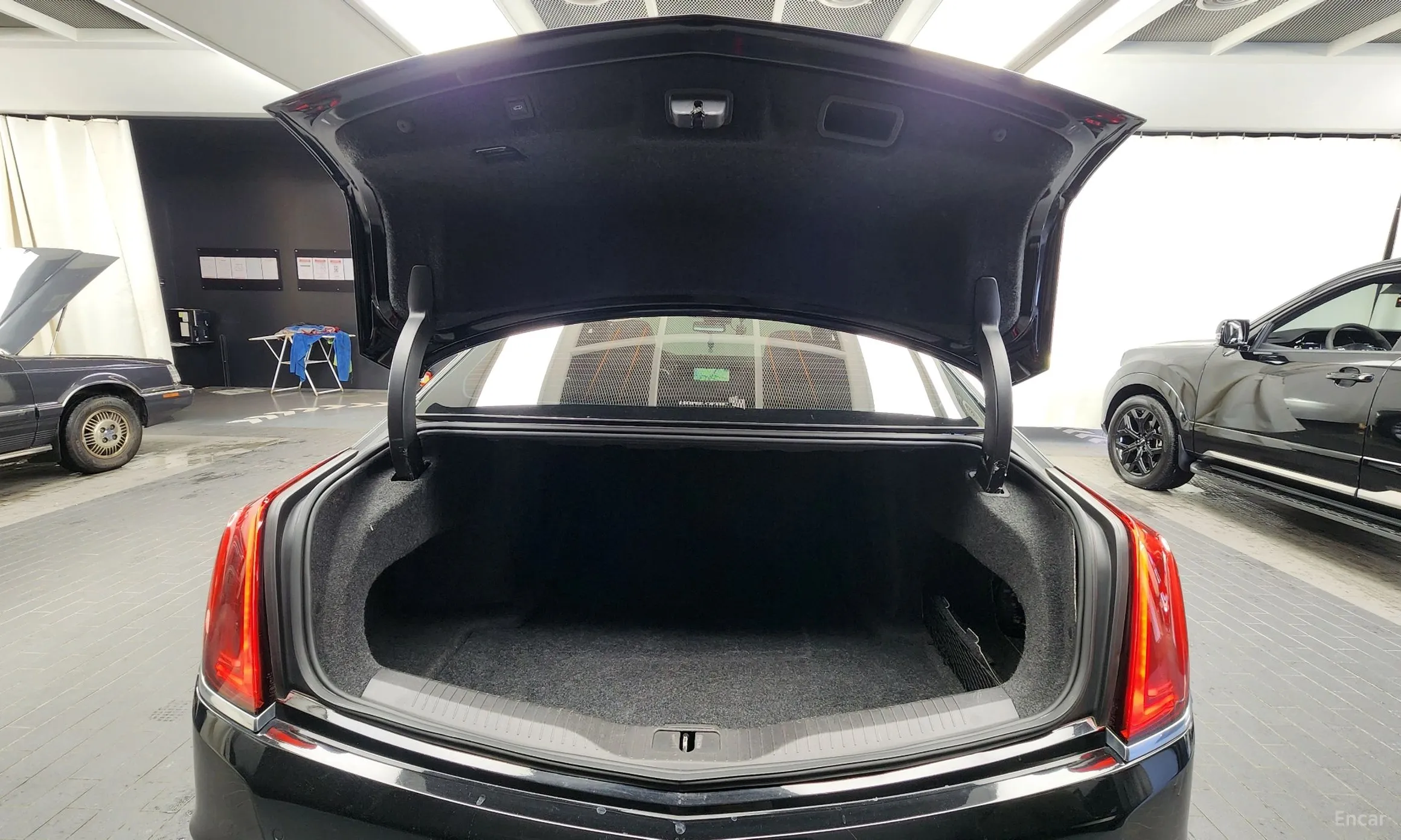 Cadillac CT6 превью 20