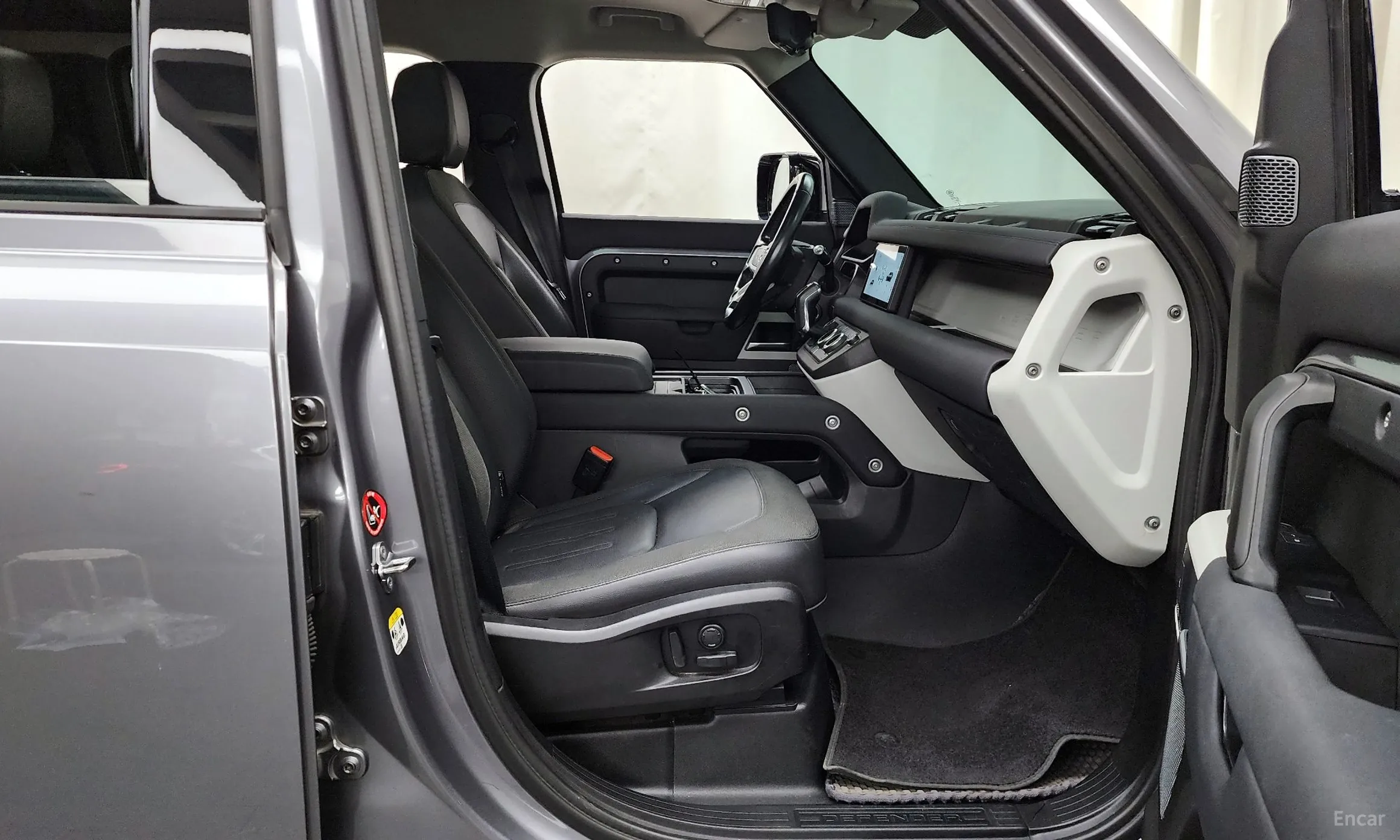 Land Rover Defender (L663) превью 11