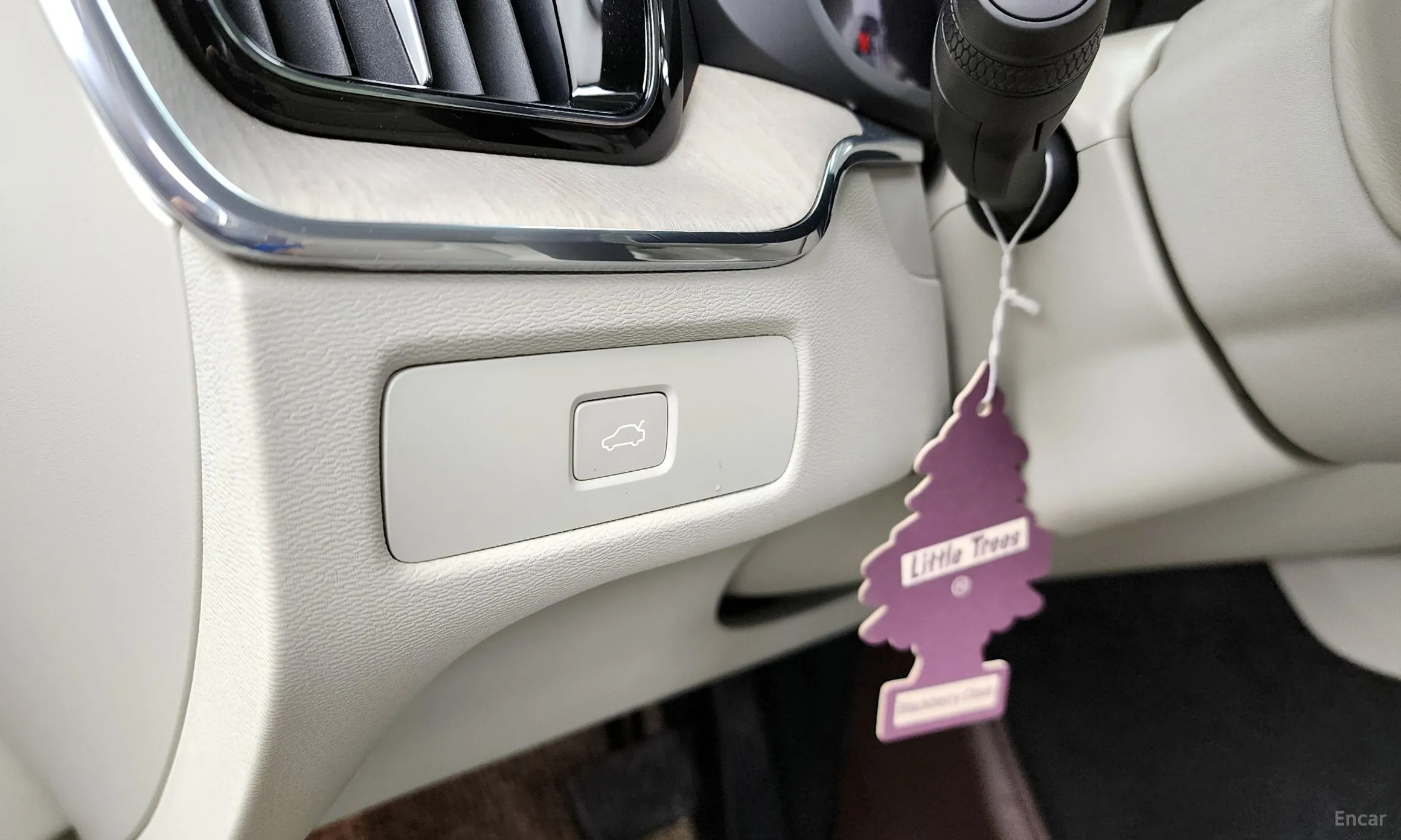 Volvo XC60 Gen 2 превью 16
