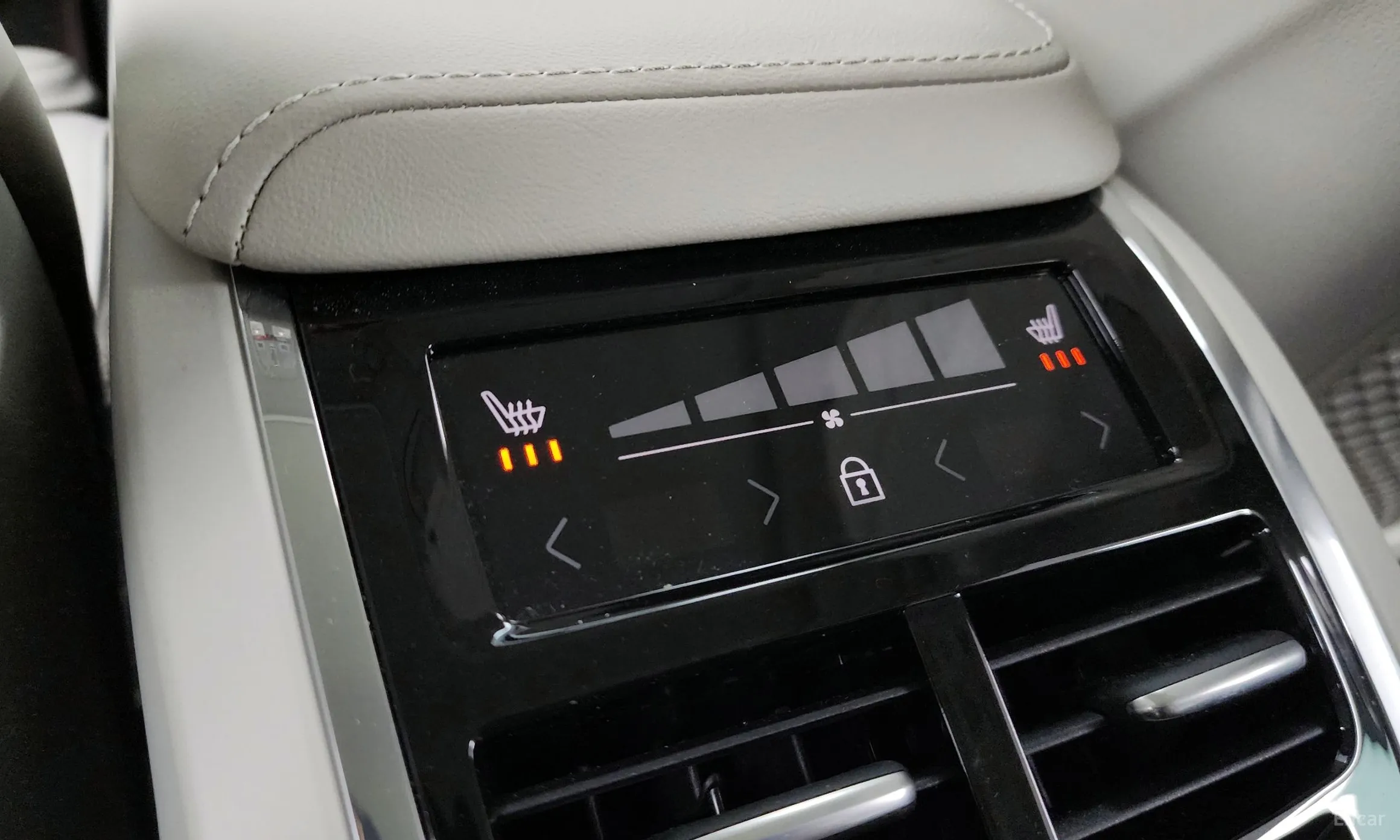 Volvo XC60 Gen 2 превью 19