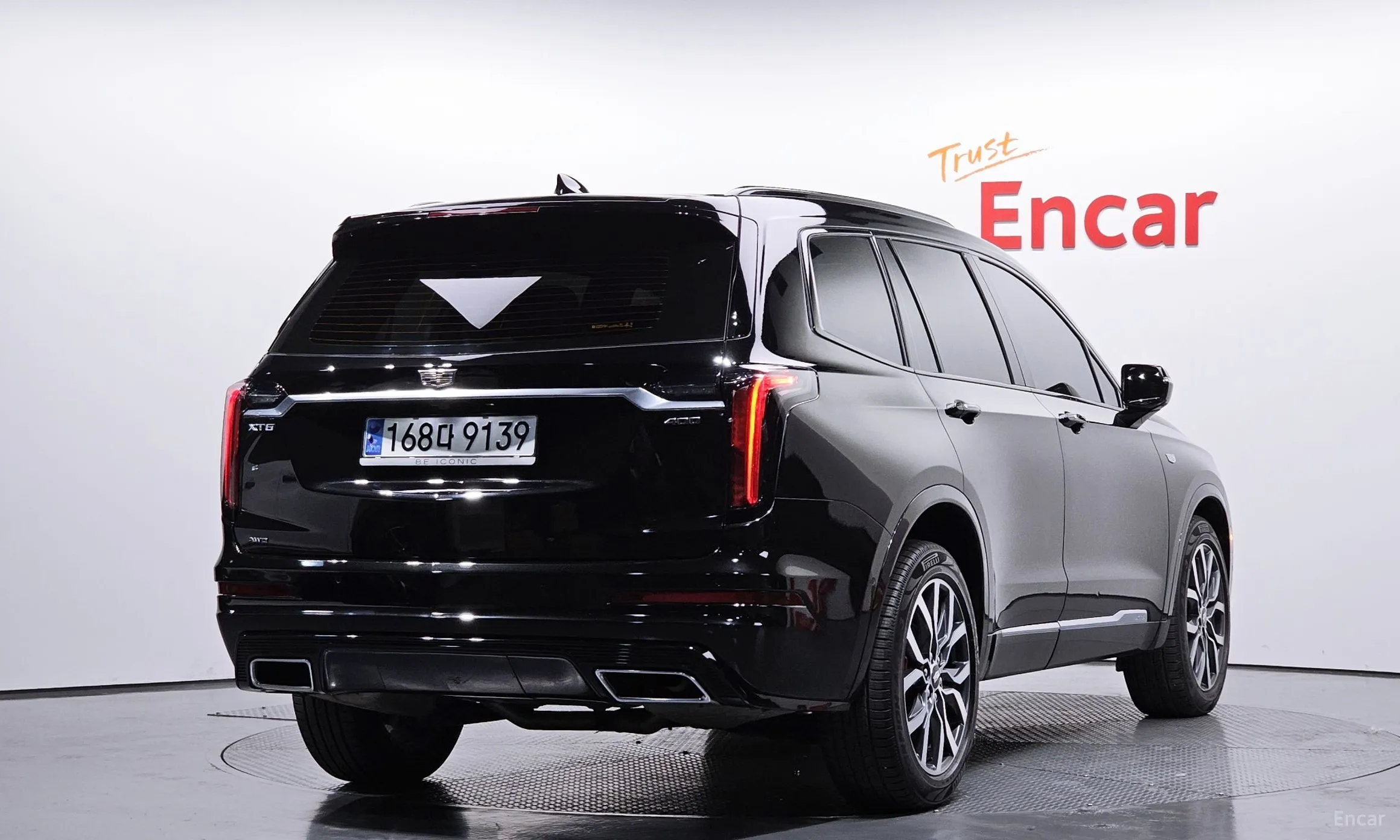 Cadillac XT6