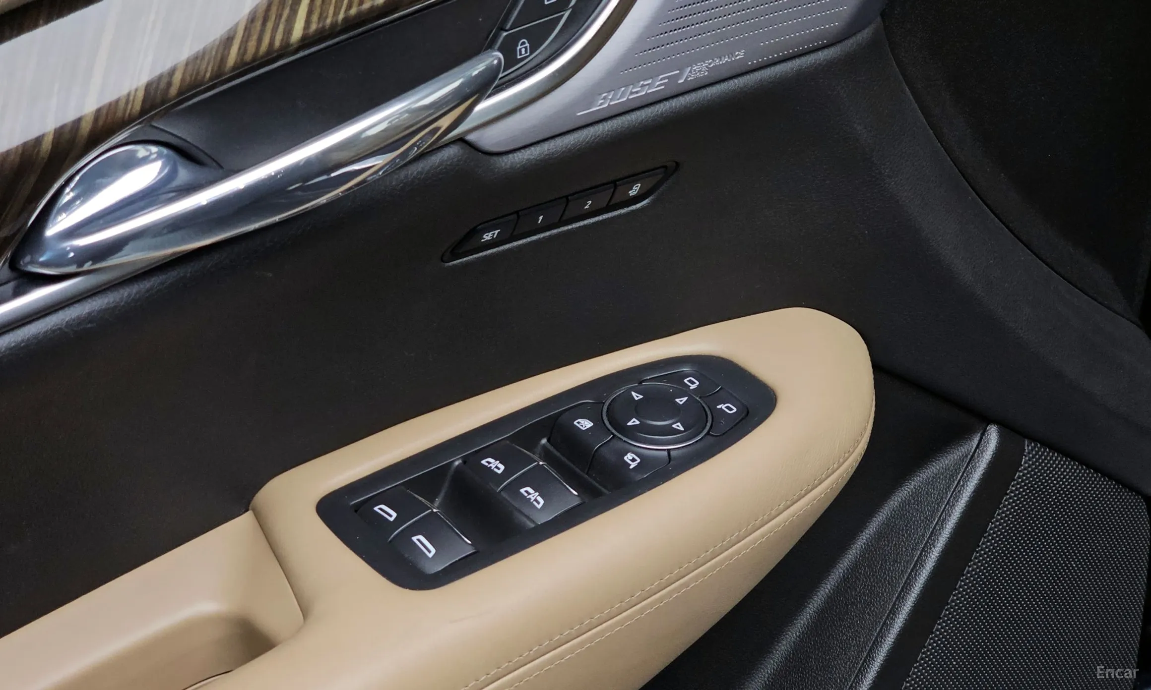 Cadillac XT6 превью 17