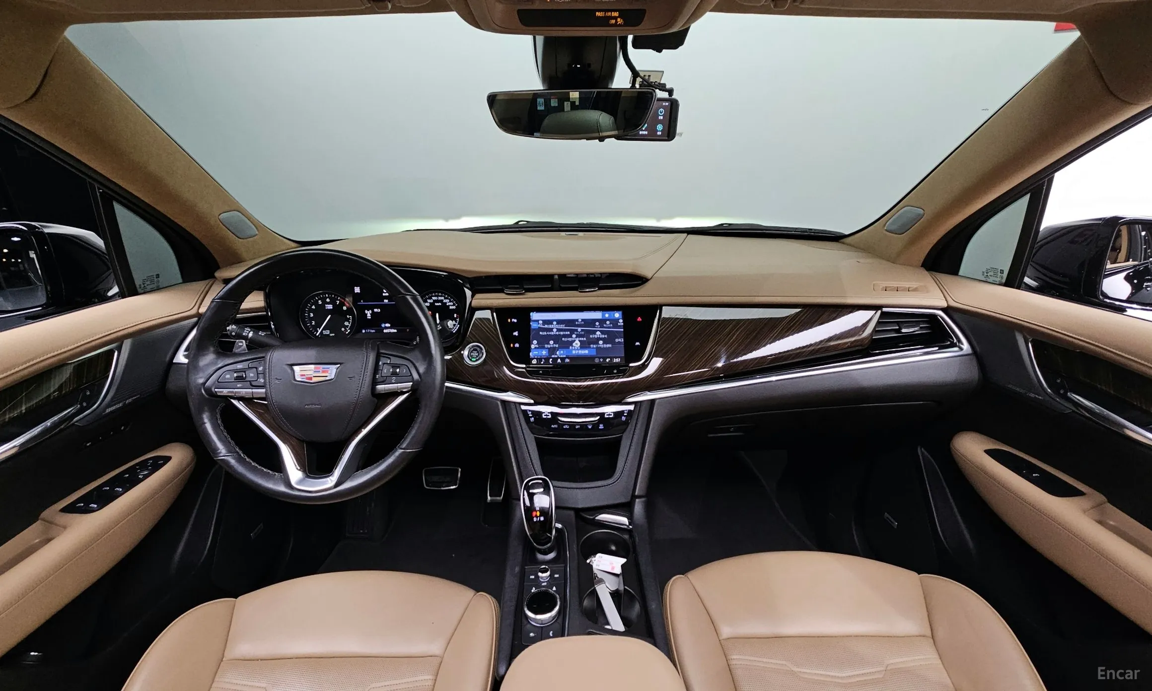 Cadillac XT6 превью 7
