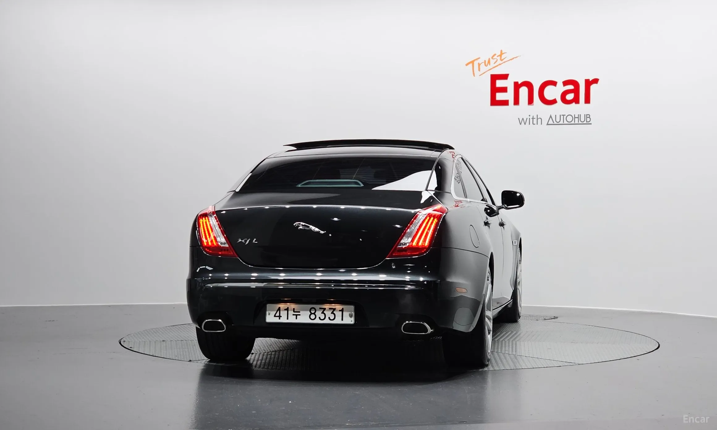 Jaguar All New XJ превью 4