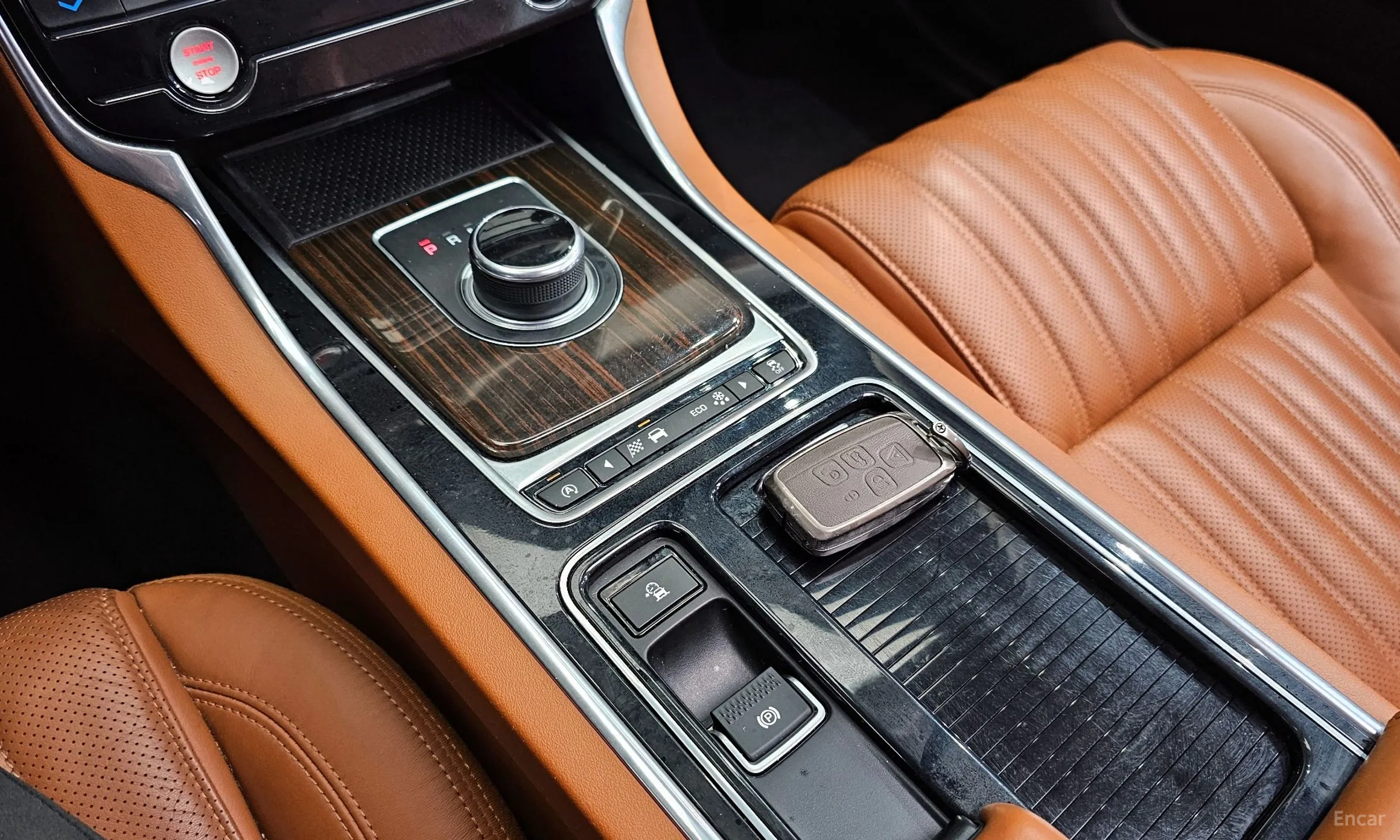 Jaguar XF (x260) превью 9