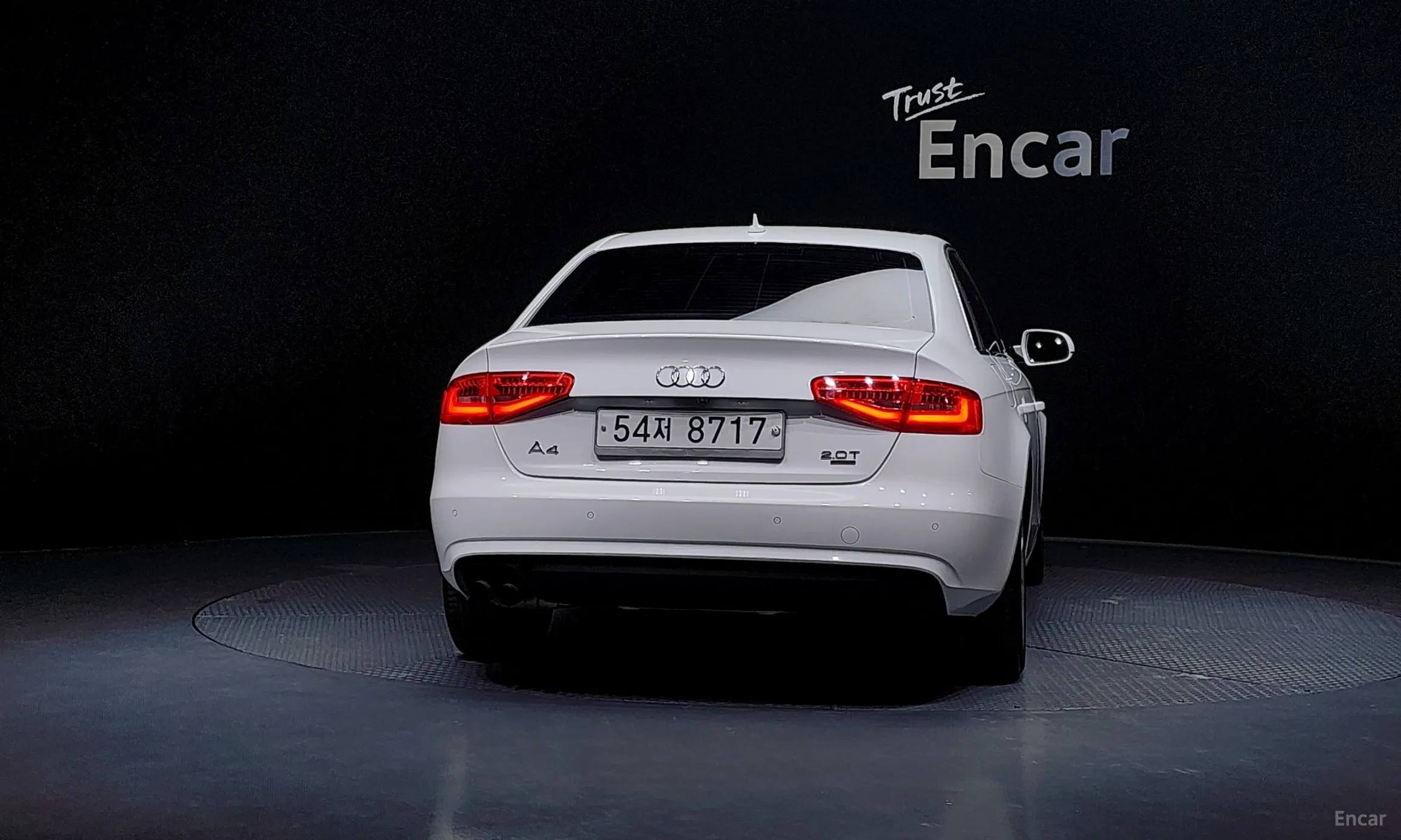 Audi New A4 превью 4