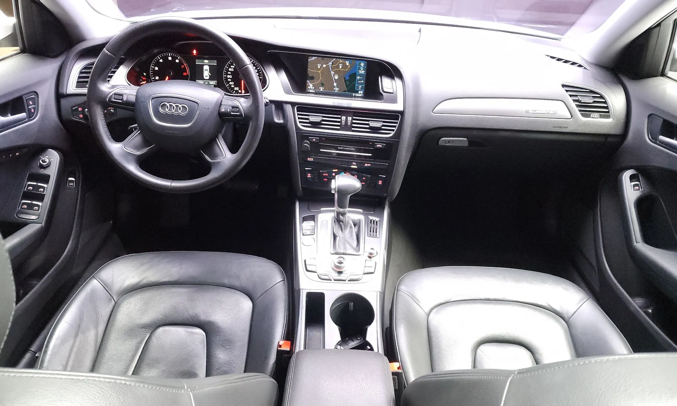 Audi New A4 превью 7