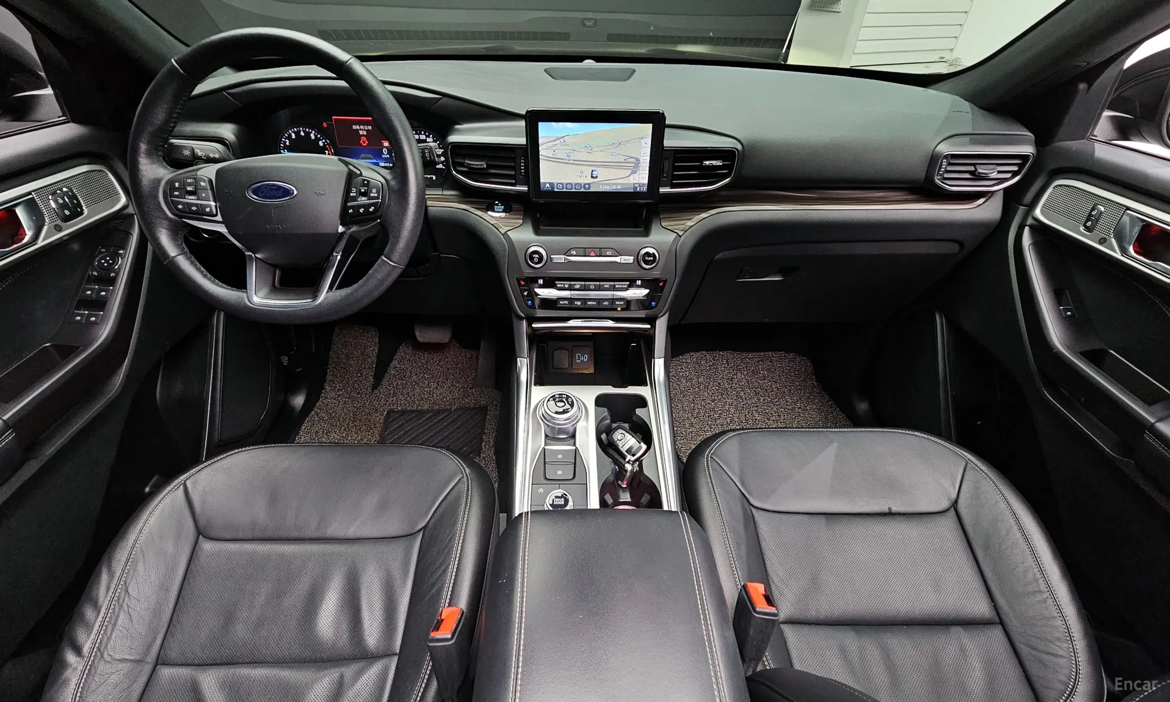 Ford Explorer 6th Generation превью 7