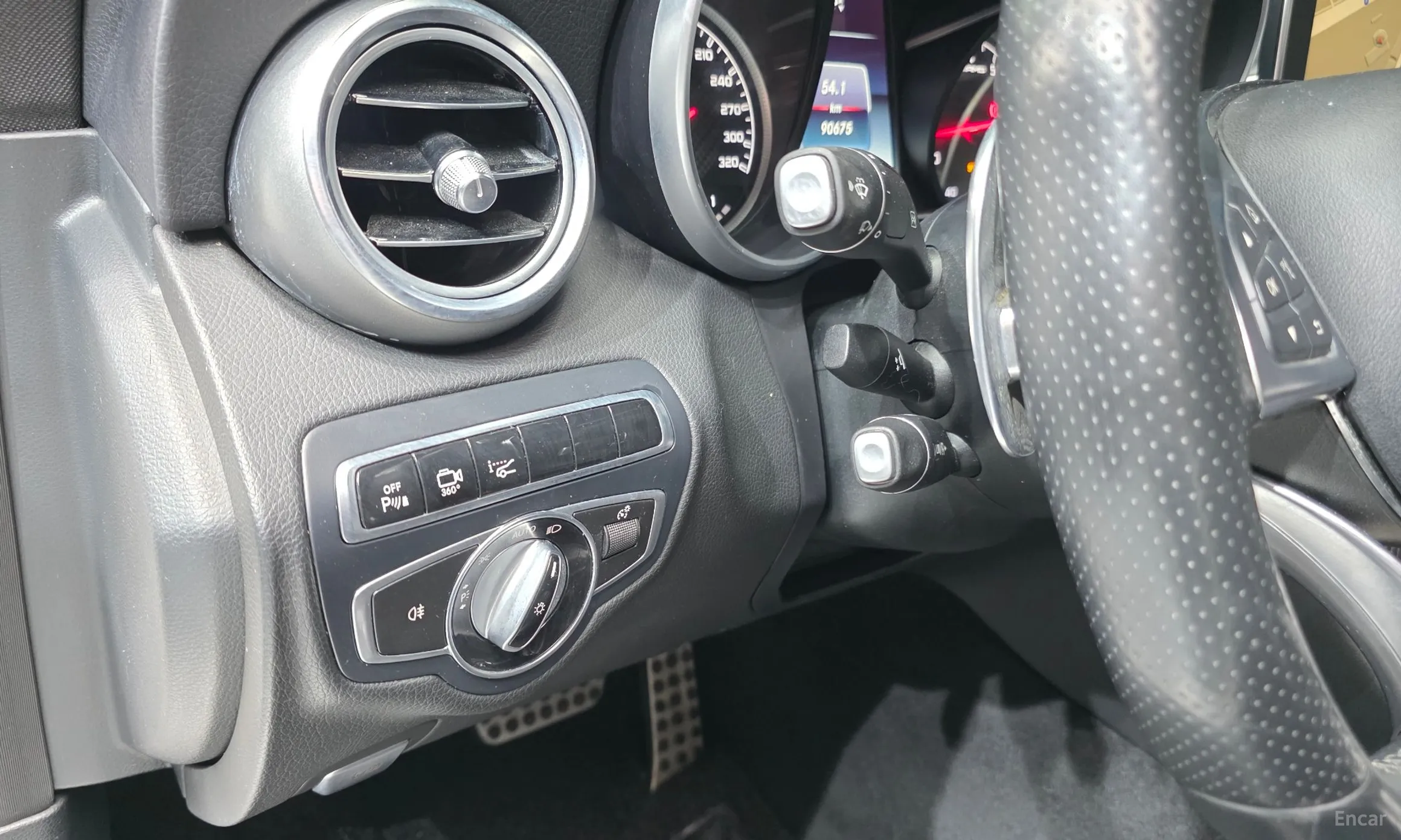Mercedes Benz C-Class W205 превью 14