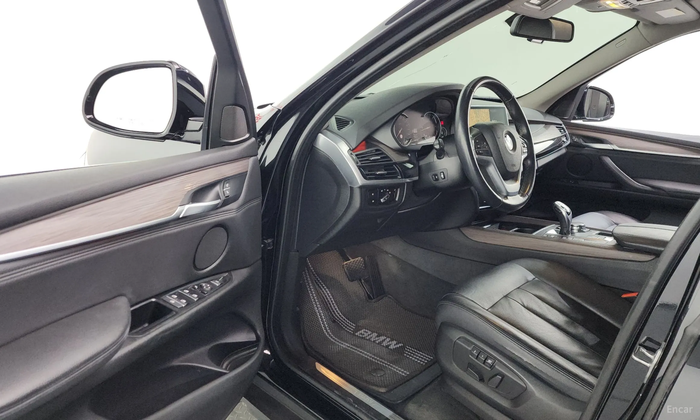 BMW X5 (F15) превью 10