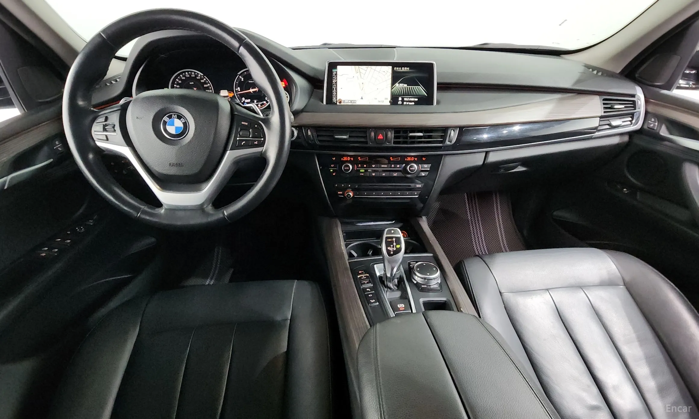 BMW X5 (F15) превью 7