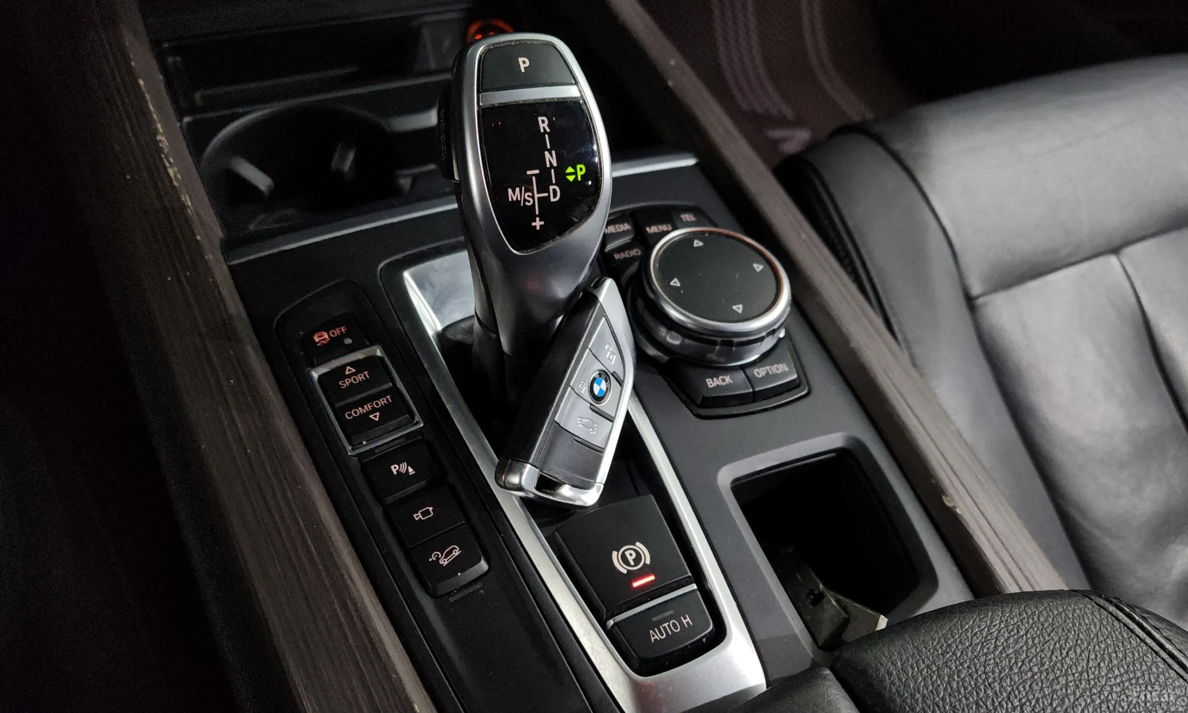 BMW X5 (F15) превью 9