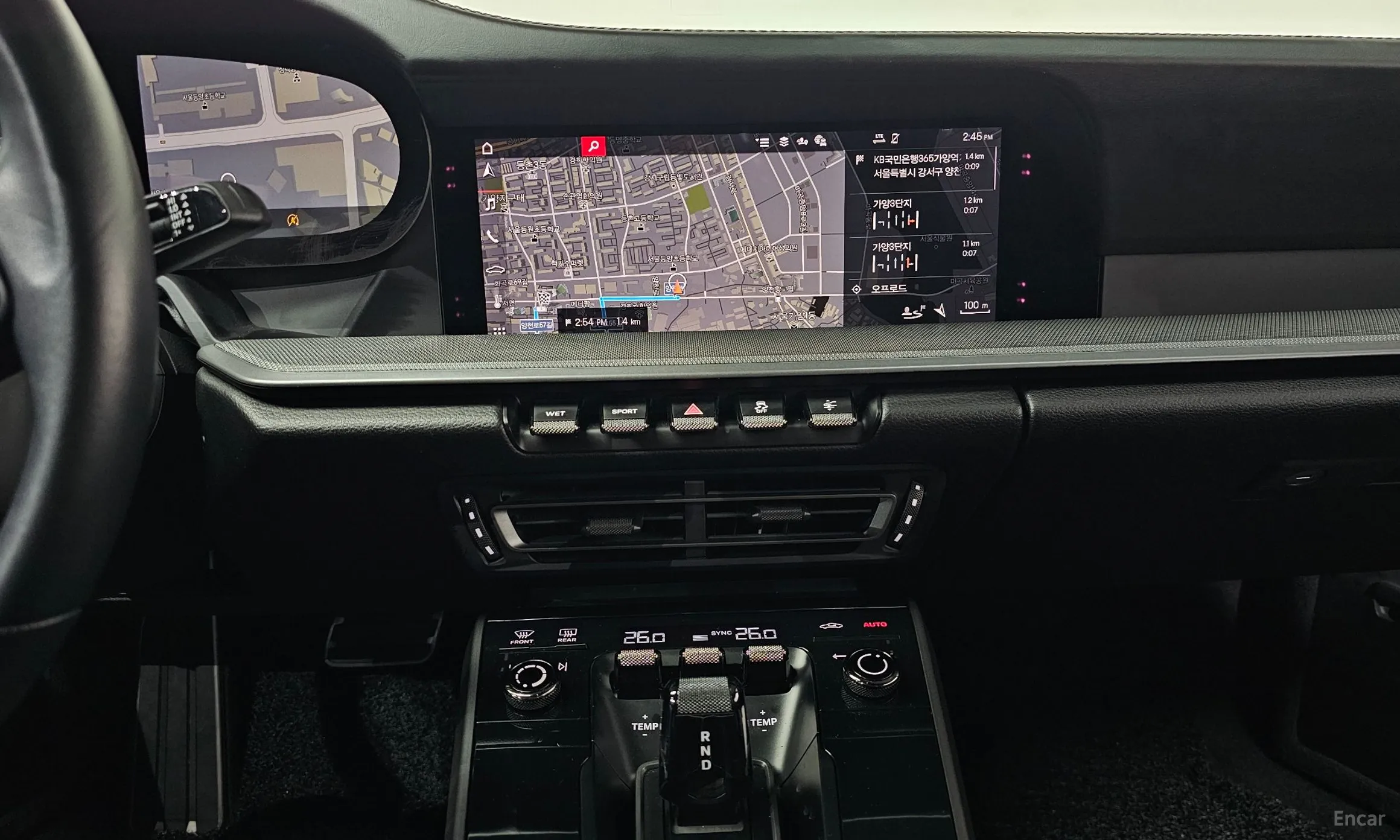 Porsche 911 (992) превью 14