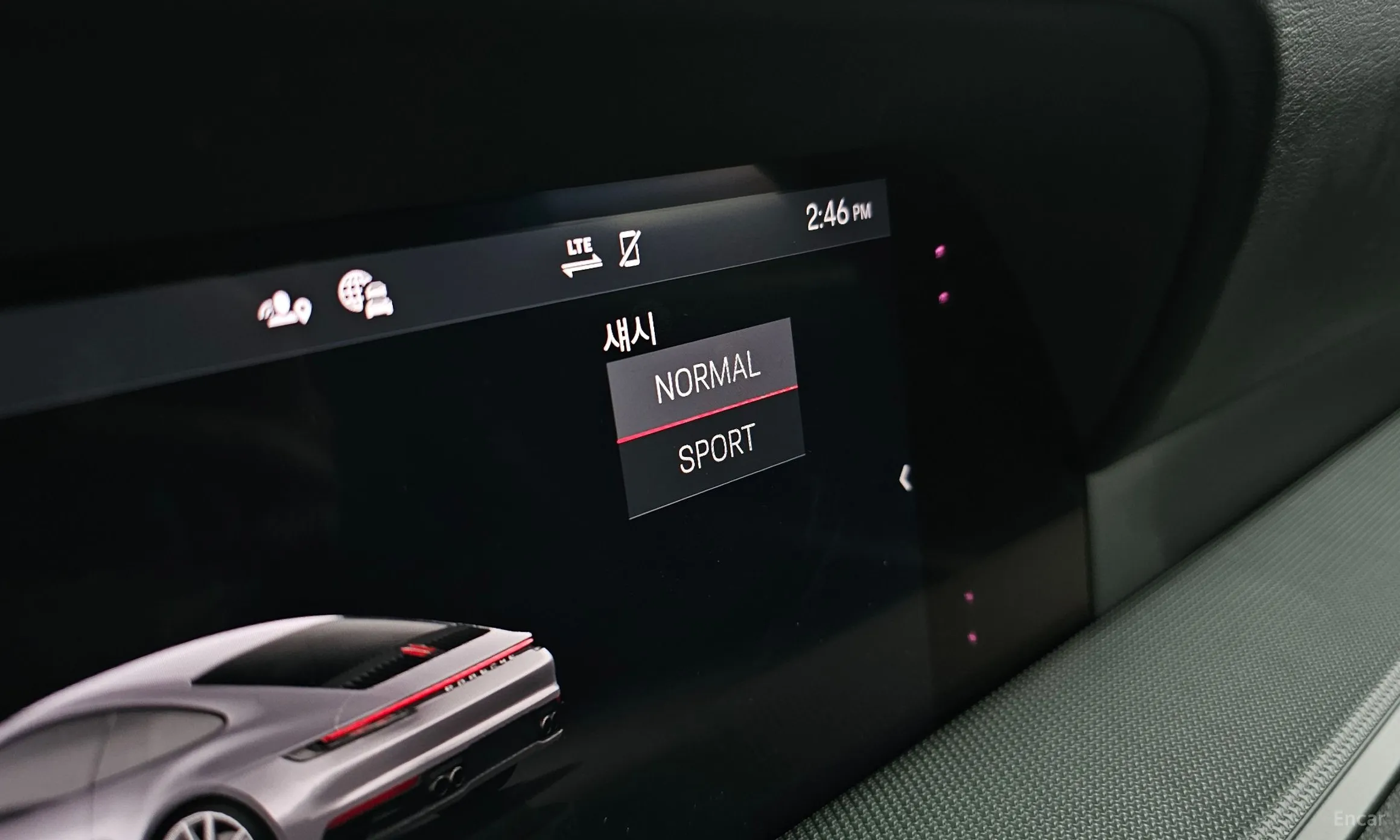 Porsche 911 (992) превью 17