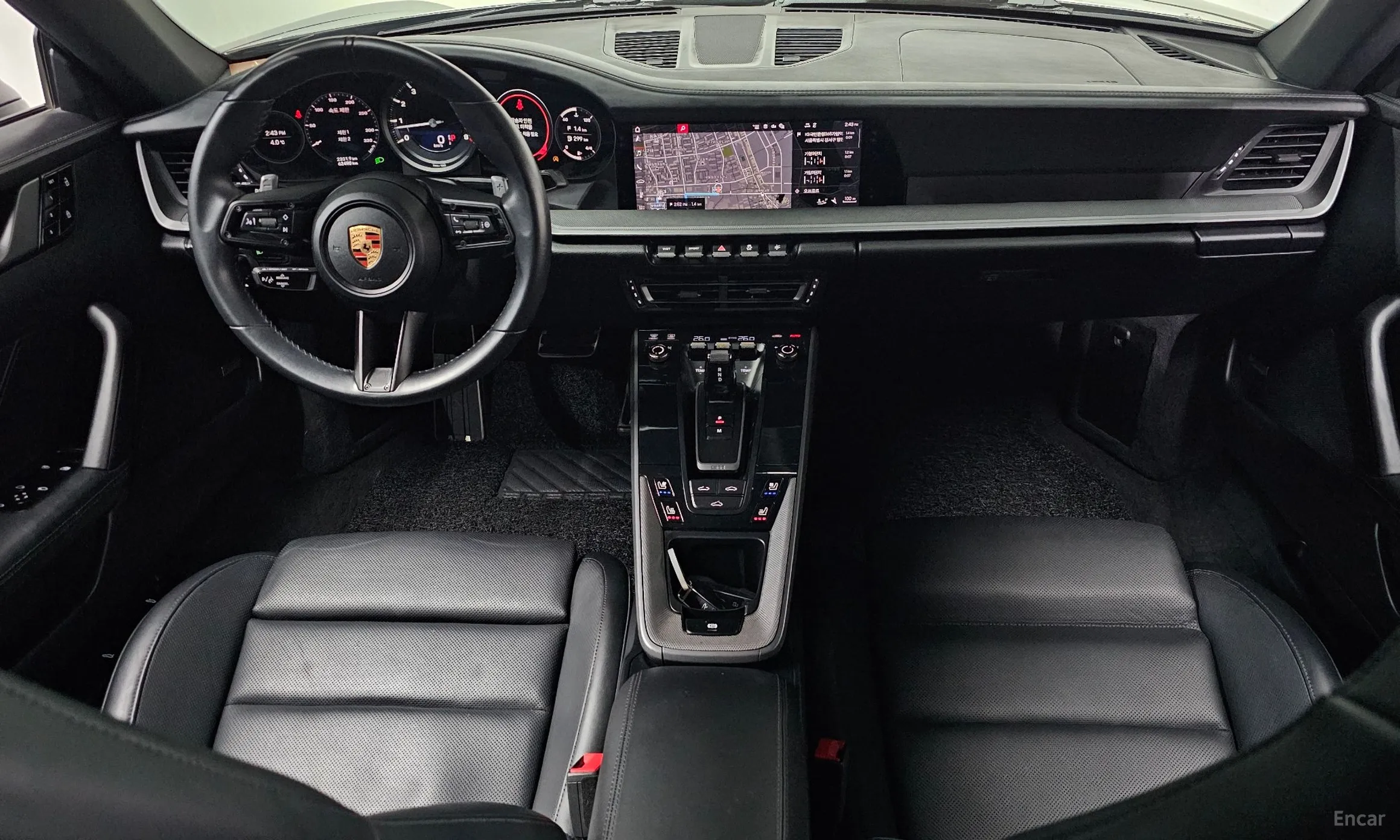 Porsche 911 (992) превью 7