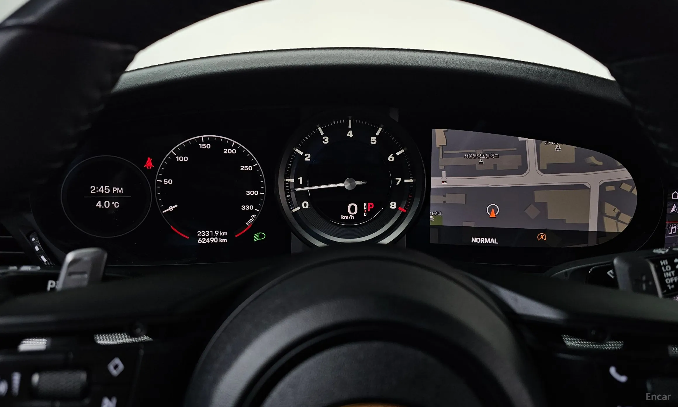 Porsche 911 (992) превью 8