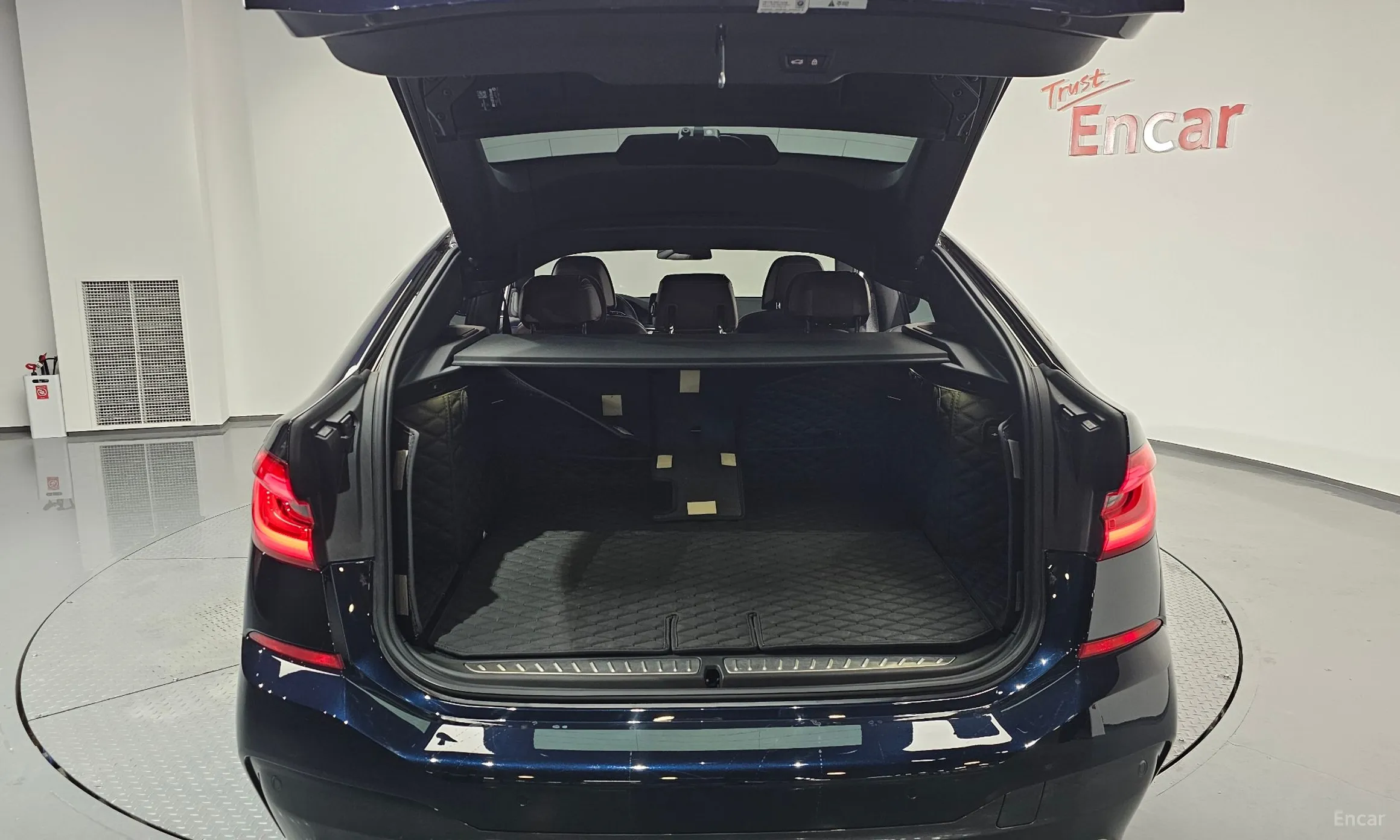 BMW 6-Series GT (G32) превью 20