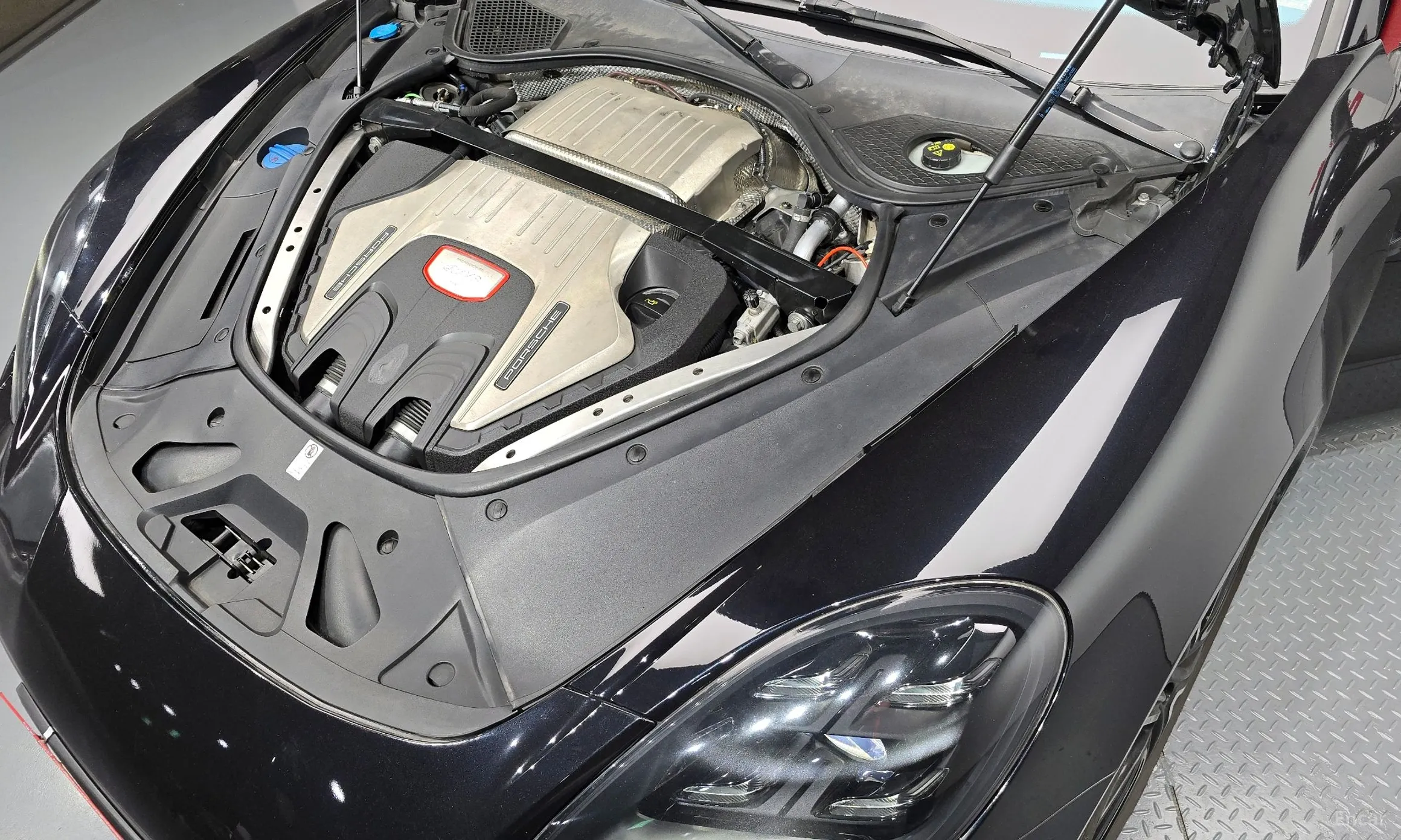 Porsche Panamera (971) превью 6
