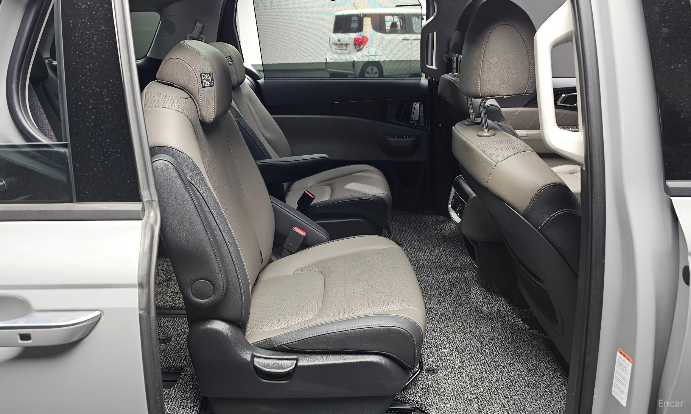 Kia Carnival 4th Generation превью 11