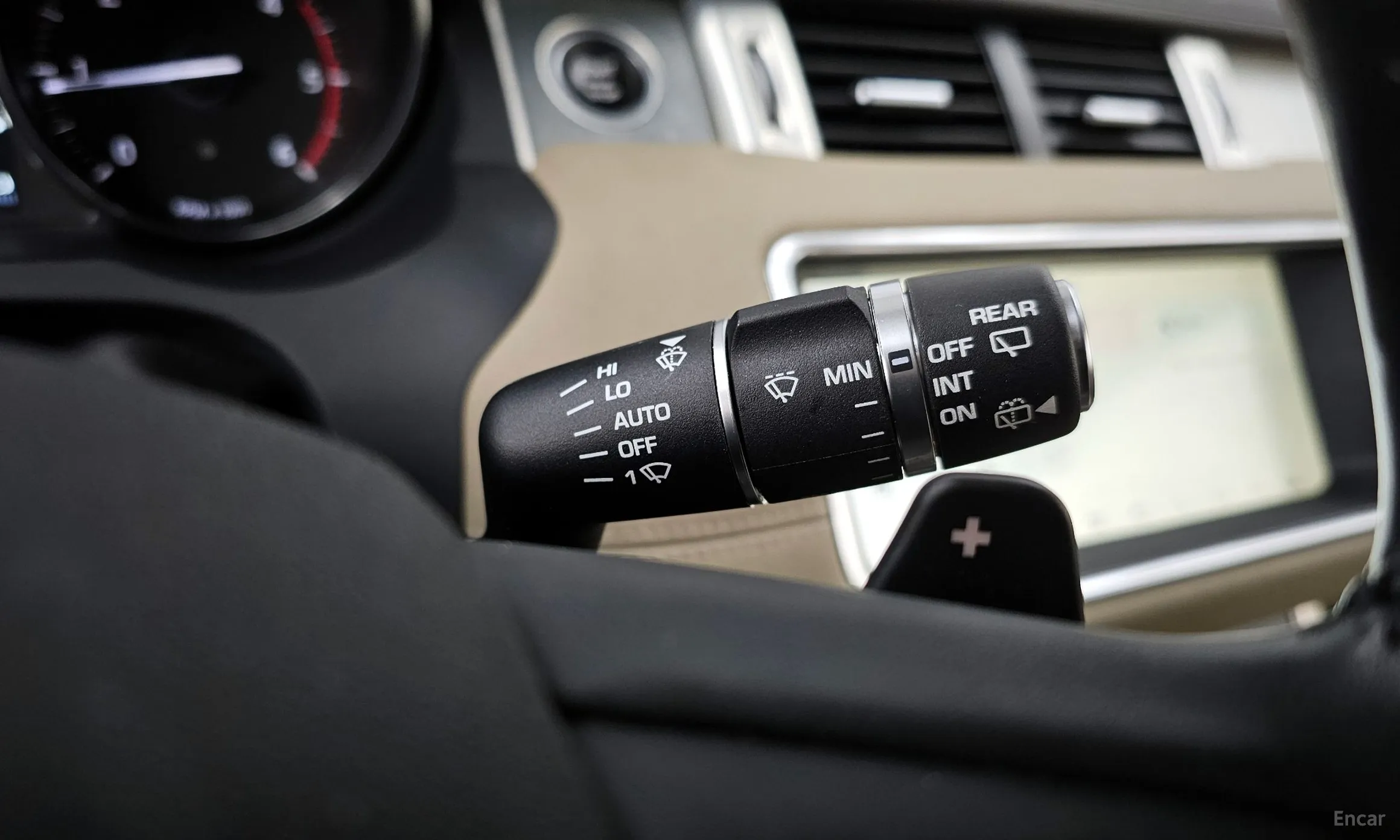 Land Rover Range Rover Evoque превью 19