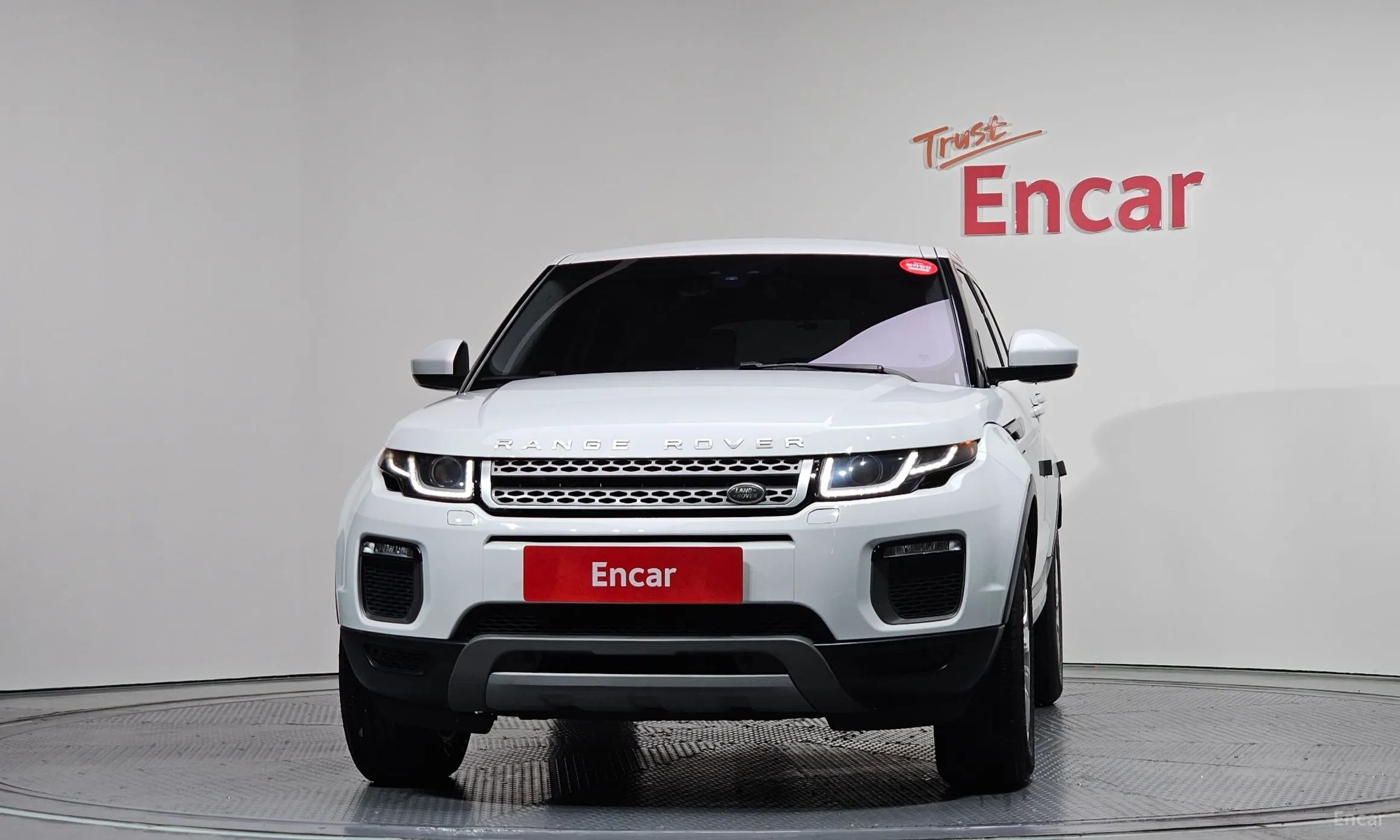 Land Rover Range Rover Evoque превью 3