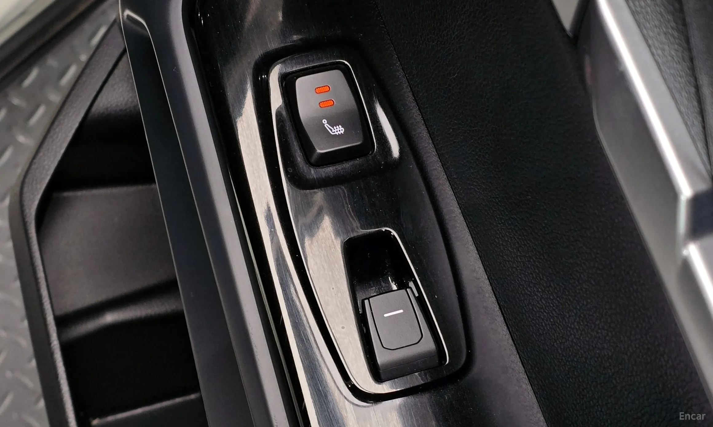 KG Mobility (SsangYong) Torres превью 19