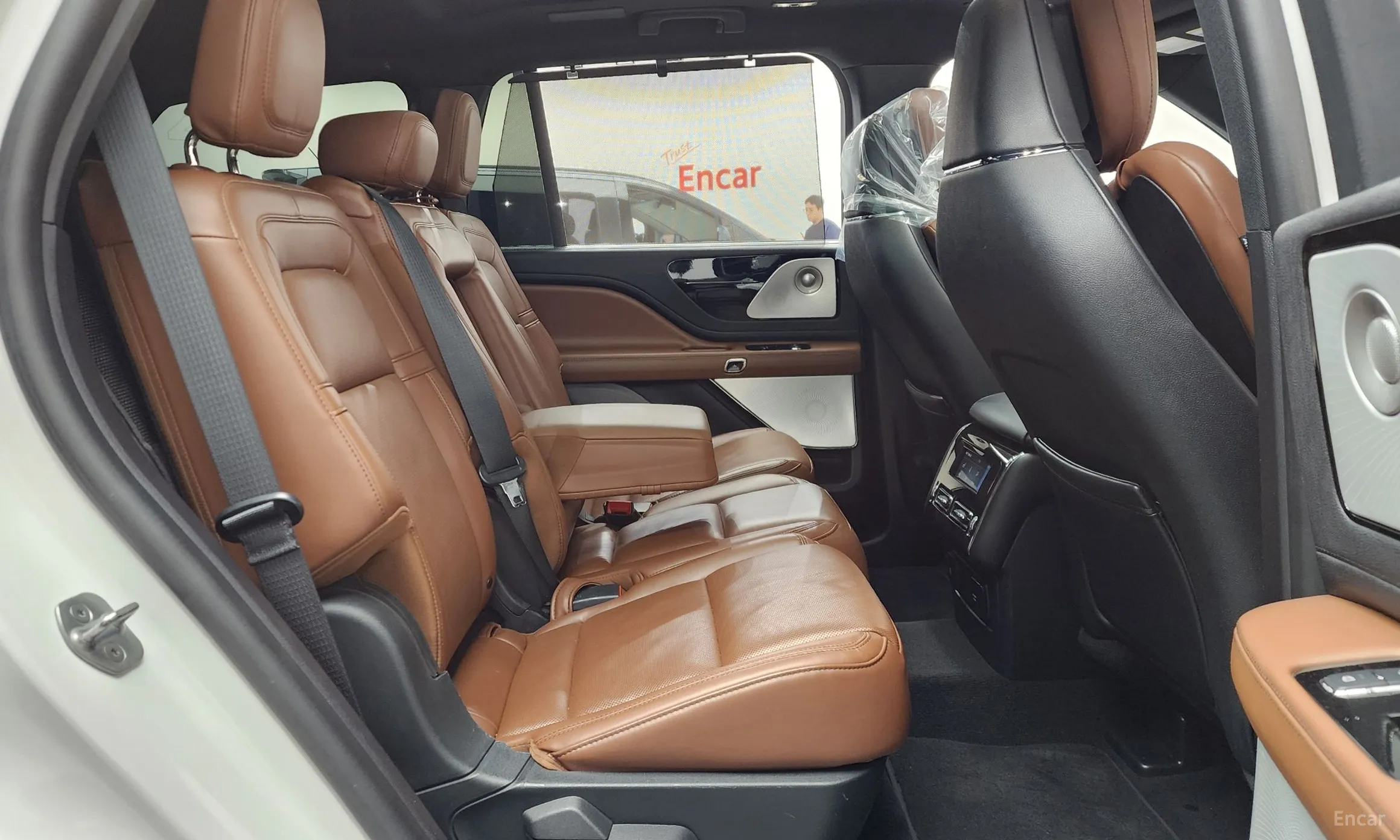 Lincoln Aviator 2nd Generation превью 12