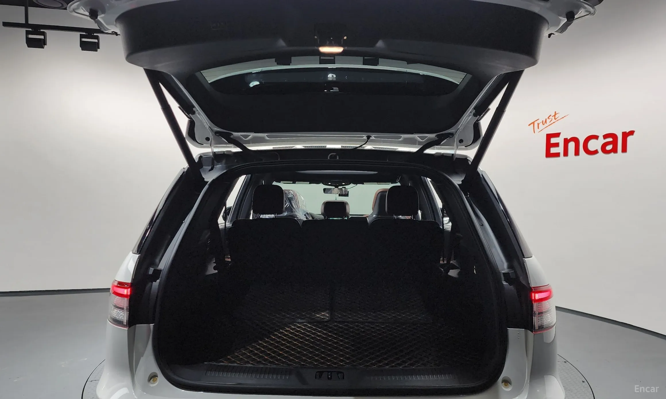 Lincoln Aviator 2nd Generation превью 20