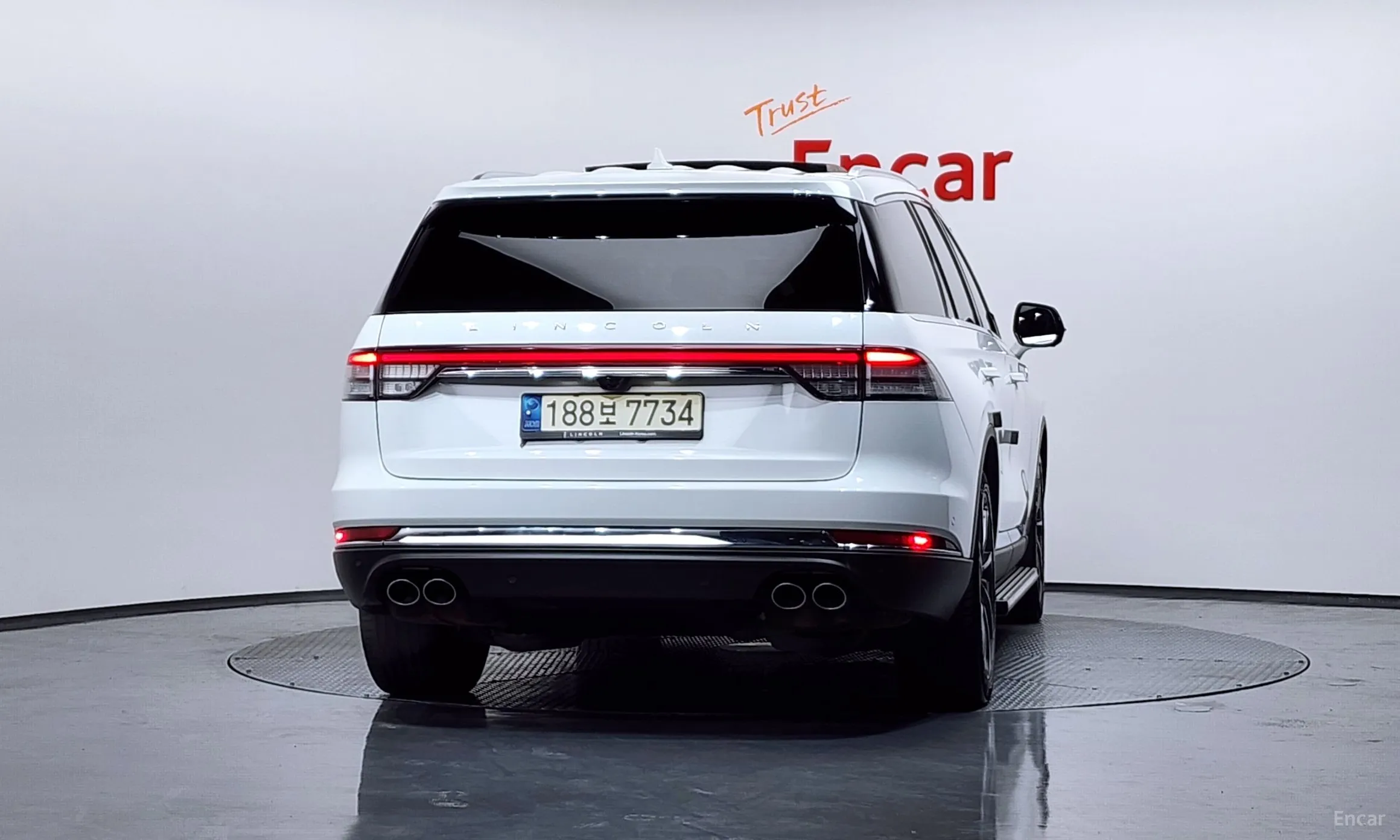 Lincoln Aviator 2nd Generation превью 4