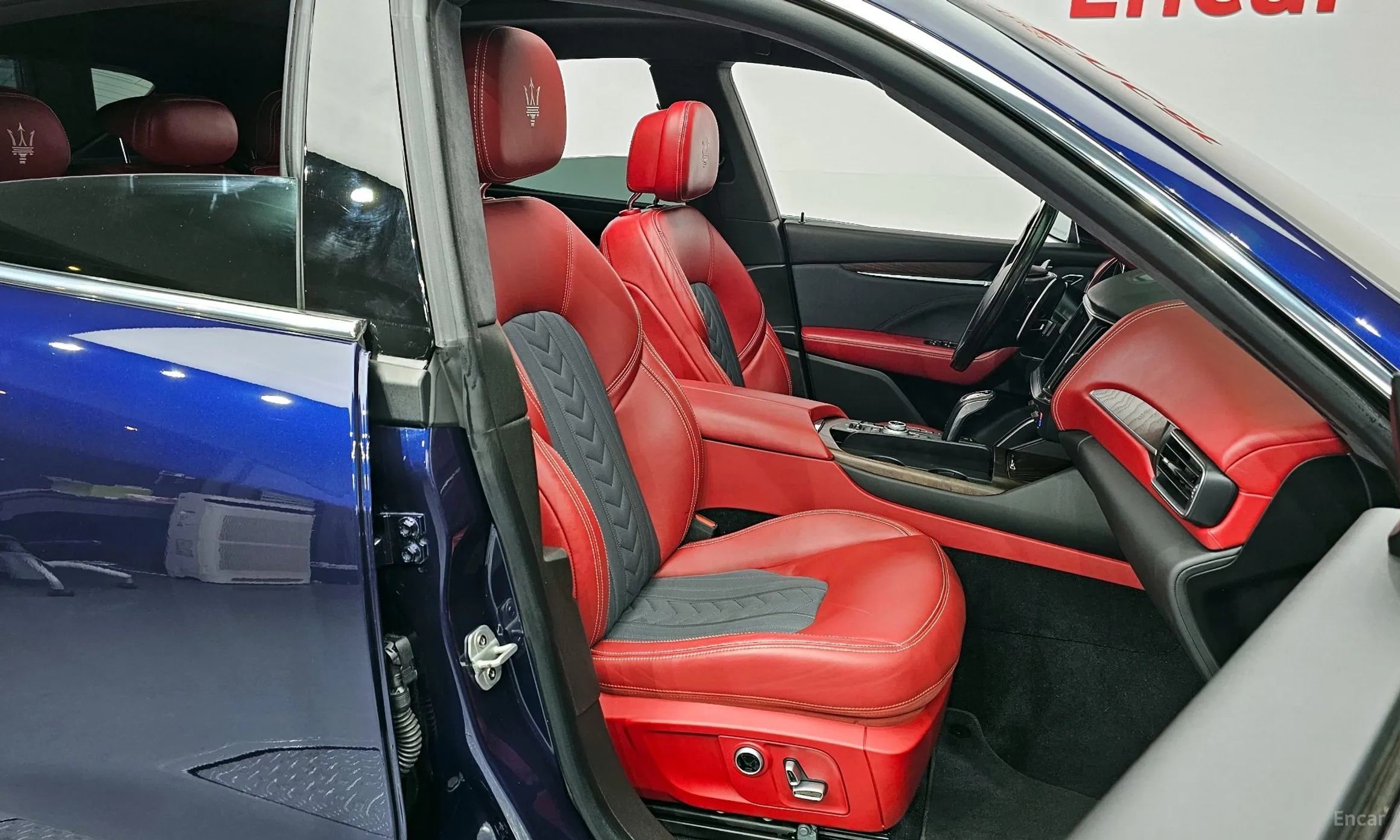 Maserati Levante превью 10