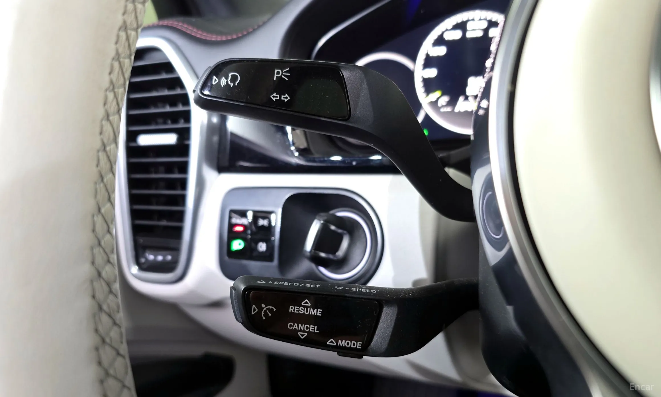 Porsche Cayenne (PO536) превью 17