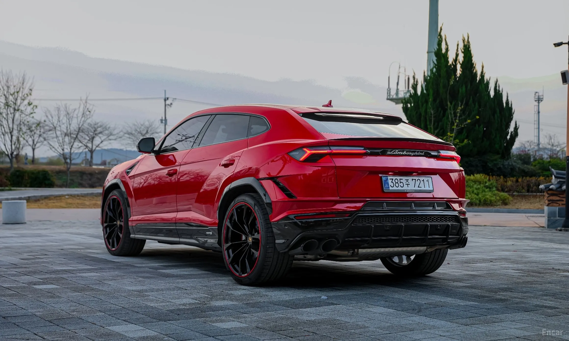 Lamborghini Urus превью 4
