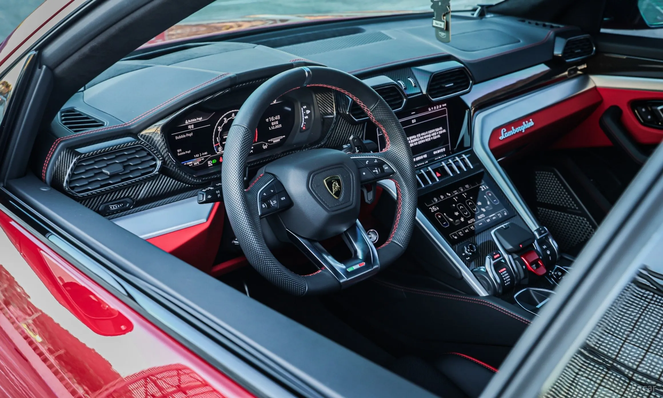 Lamborghini Urus превью 9