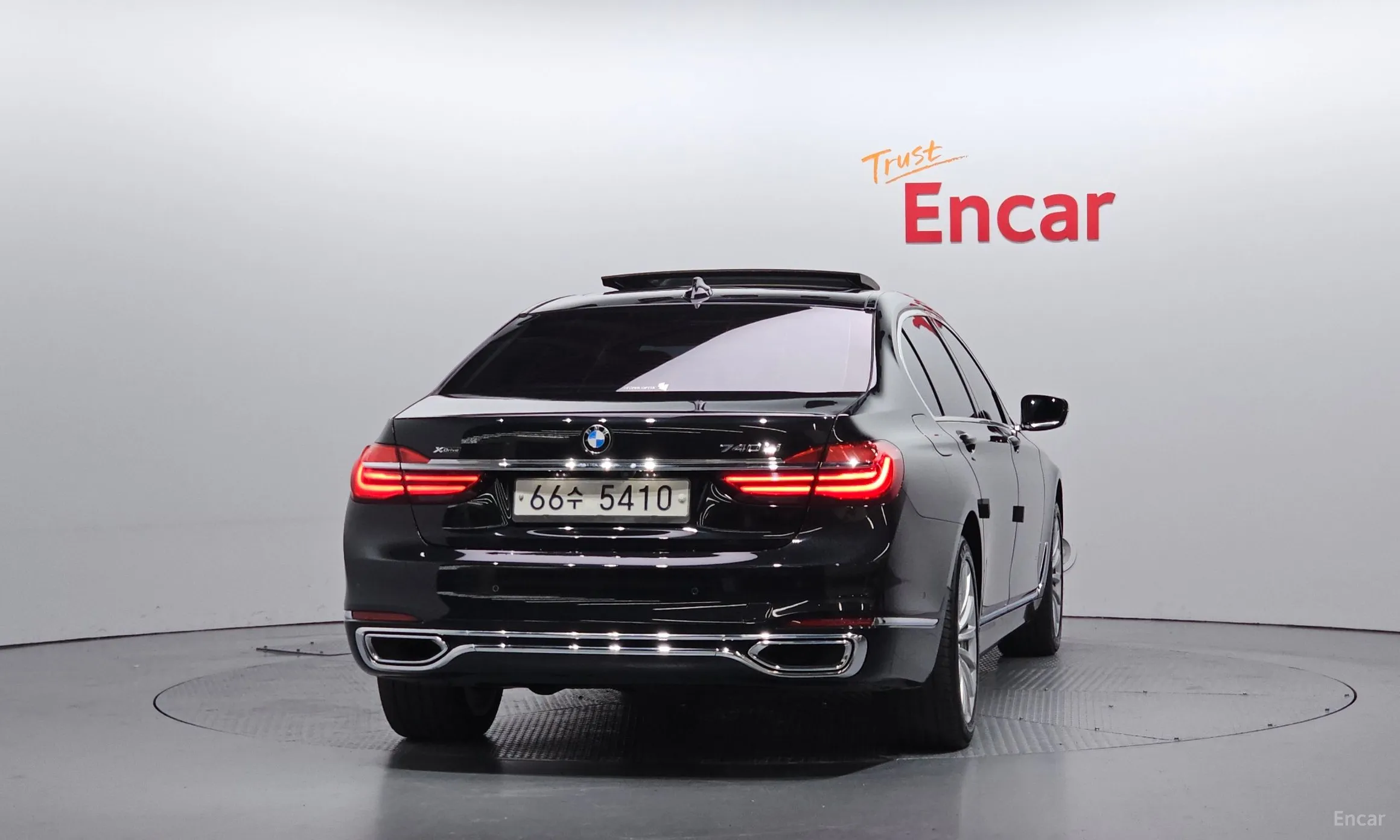 BMW 7 Series (G11) превью 4