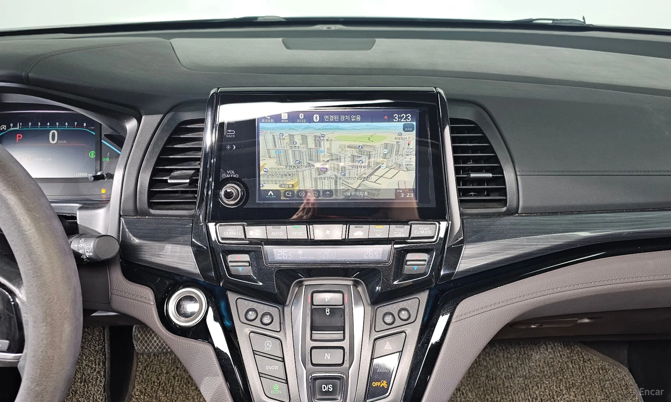Honda Odyssey превью 14