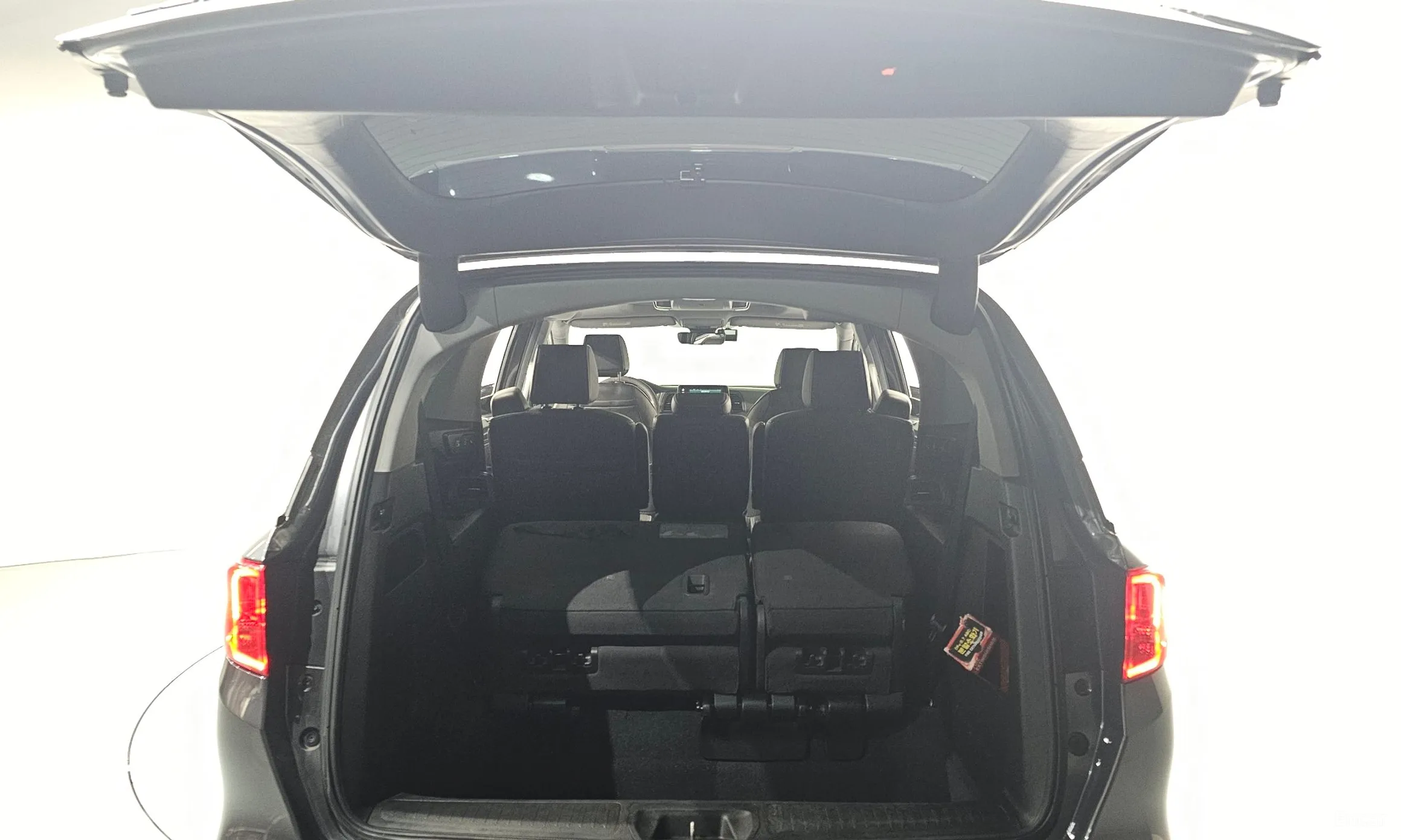 Honda Odyssey превью 20